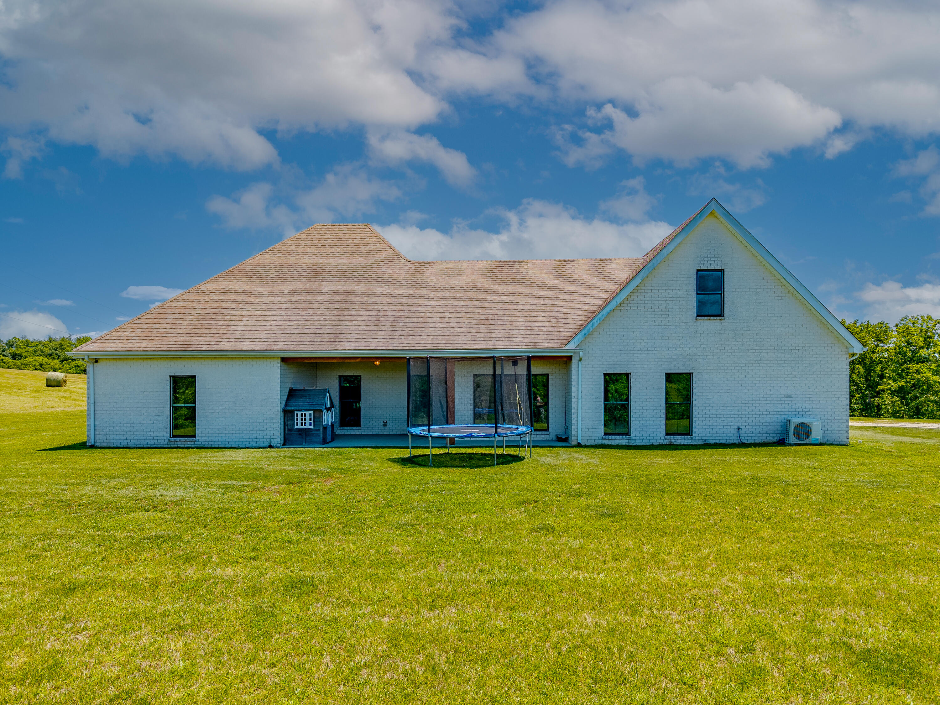 2380 Highway 976 Property Photo 4