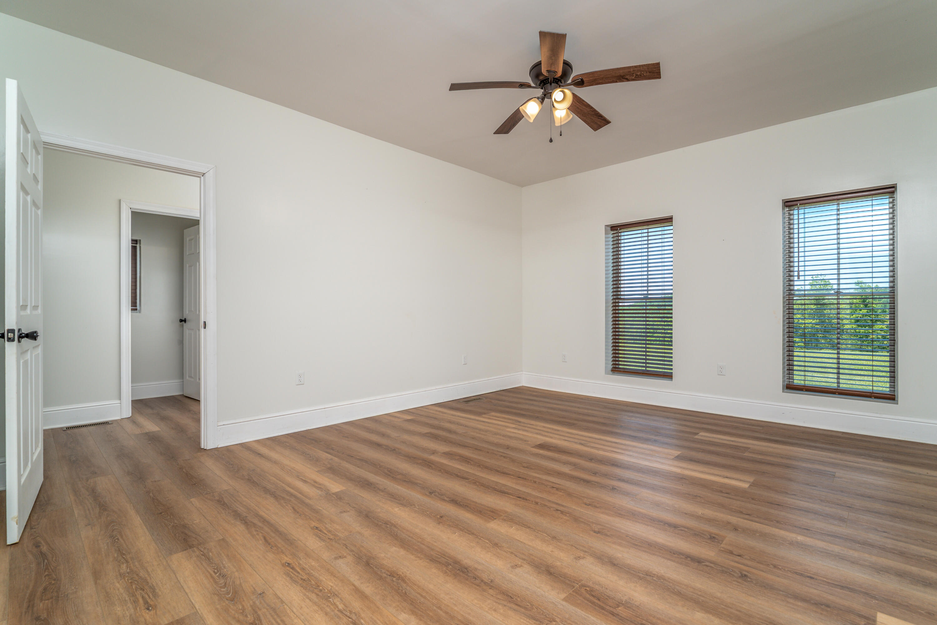 2380 Highway 976 Property Photo 24