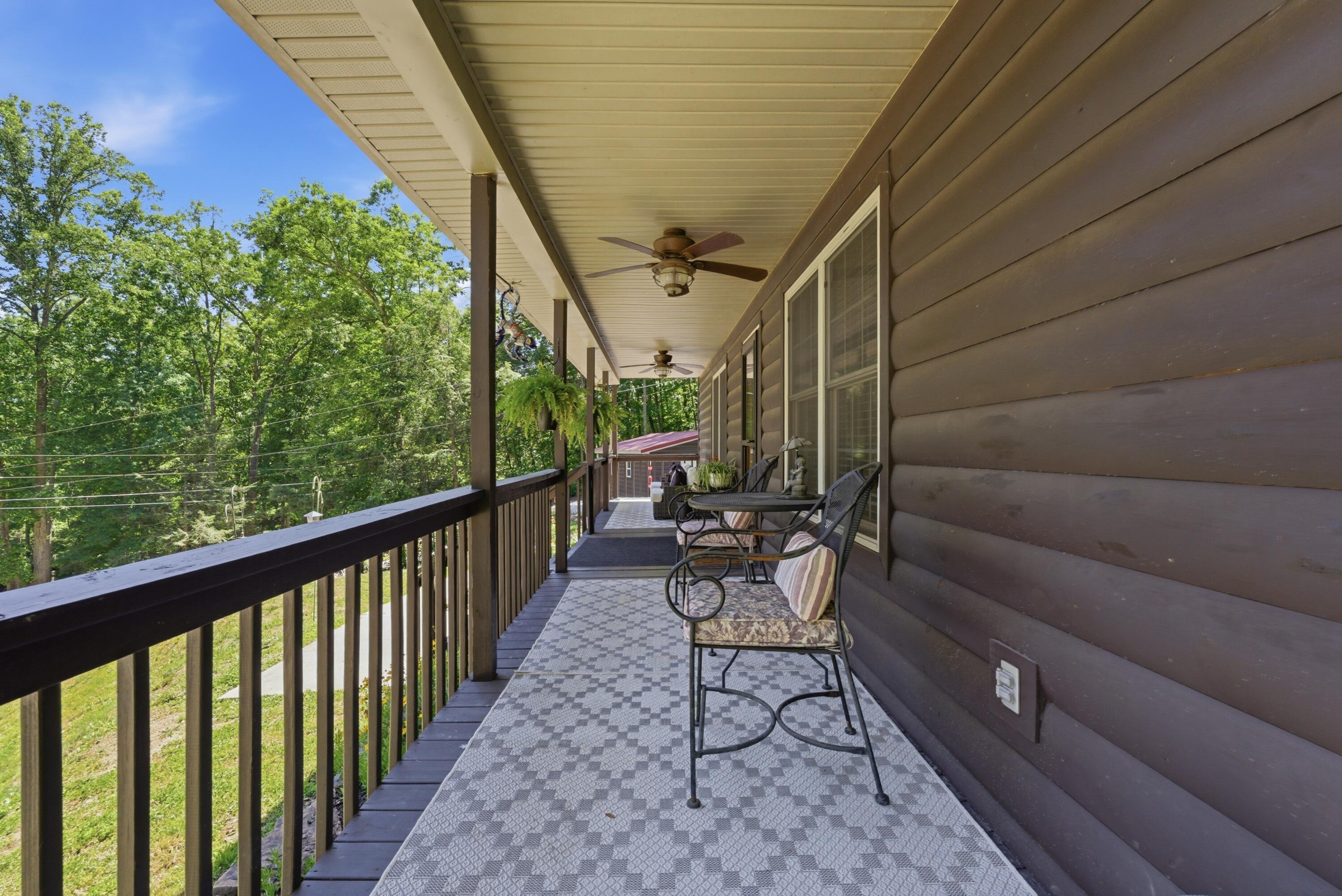 850 Cliffs Edge Road Property Photo 6
