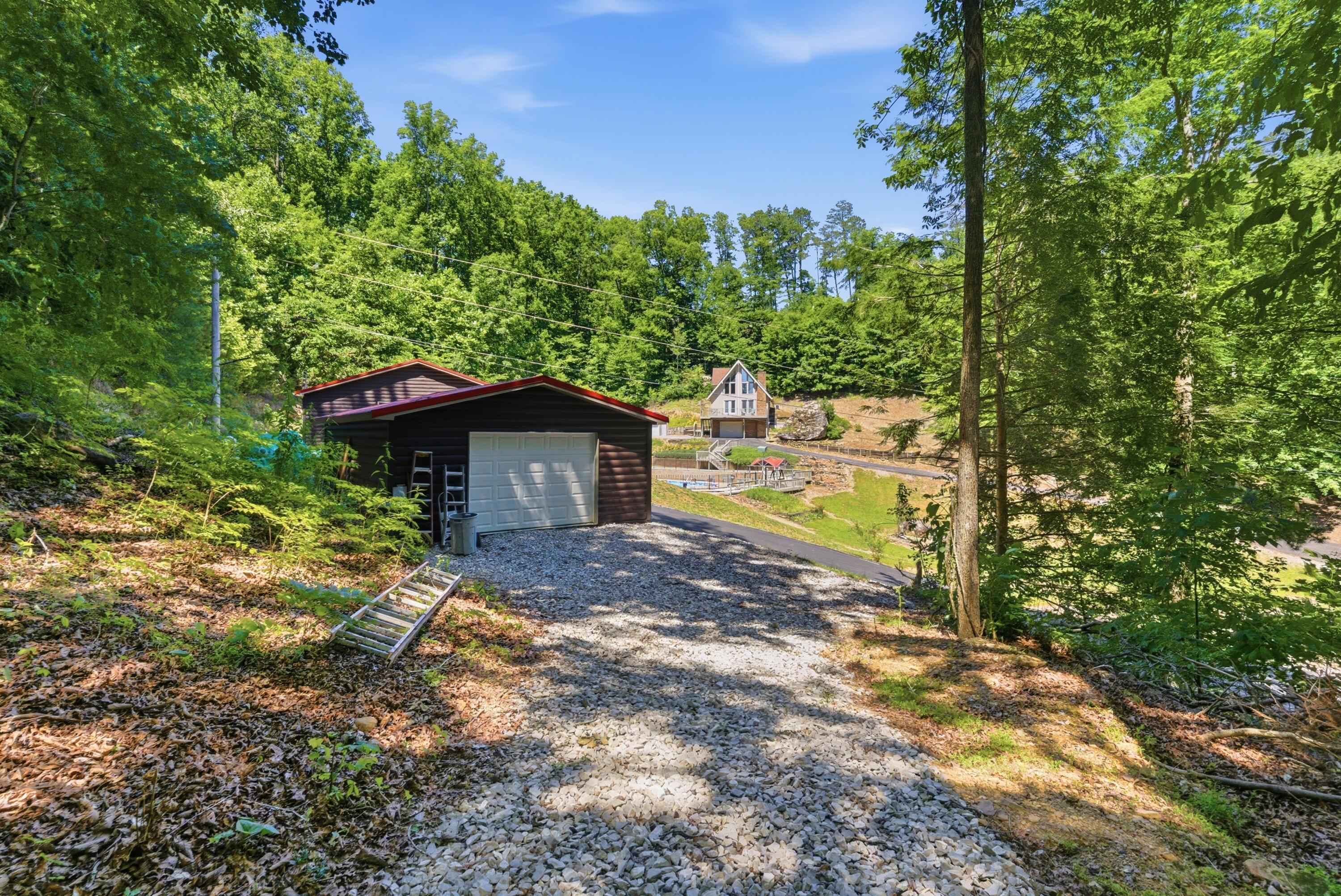 850 Cliffs Edge Road Property Photo 27