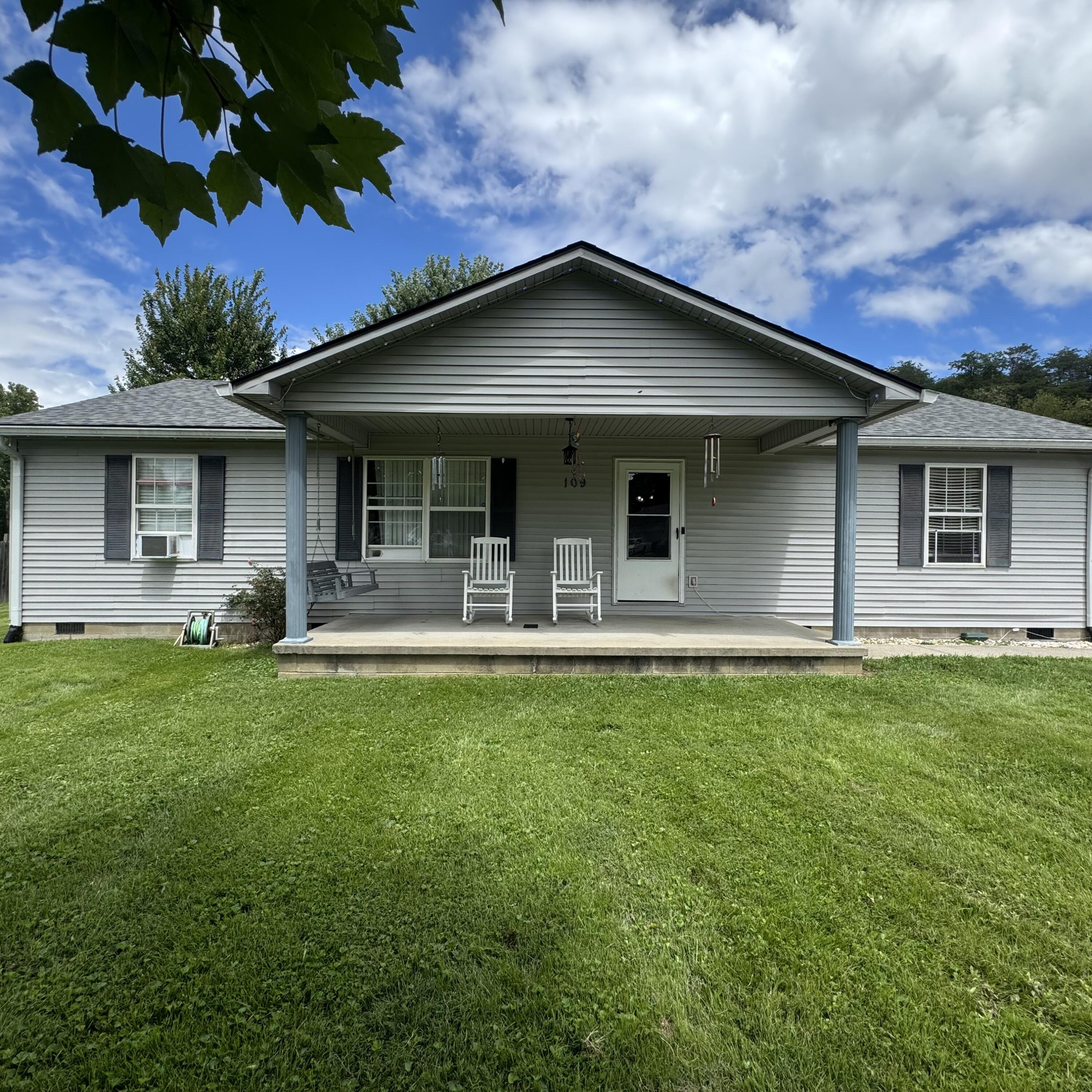 109 Dillon Court Property Photo 1