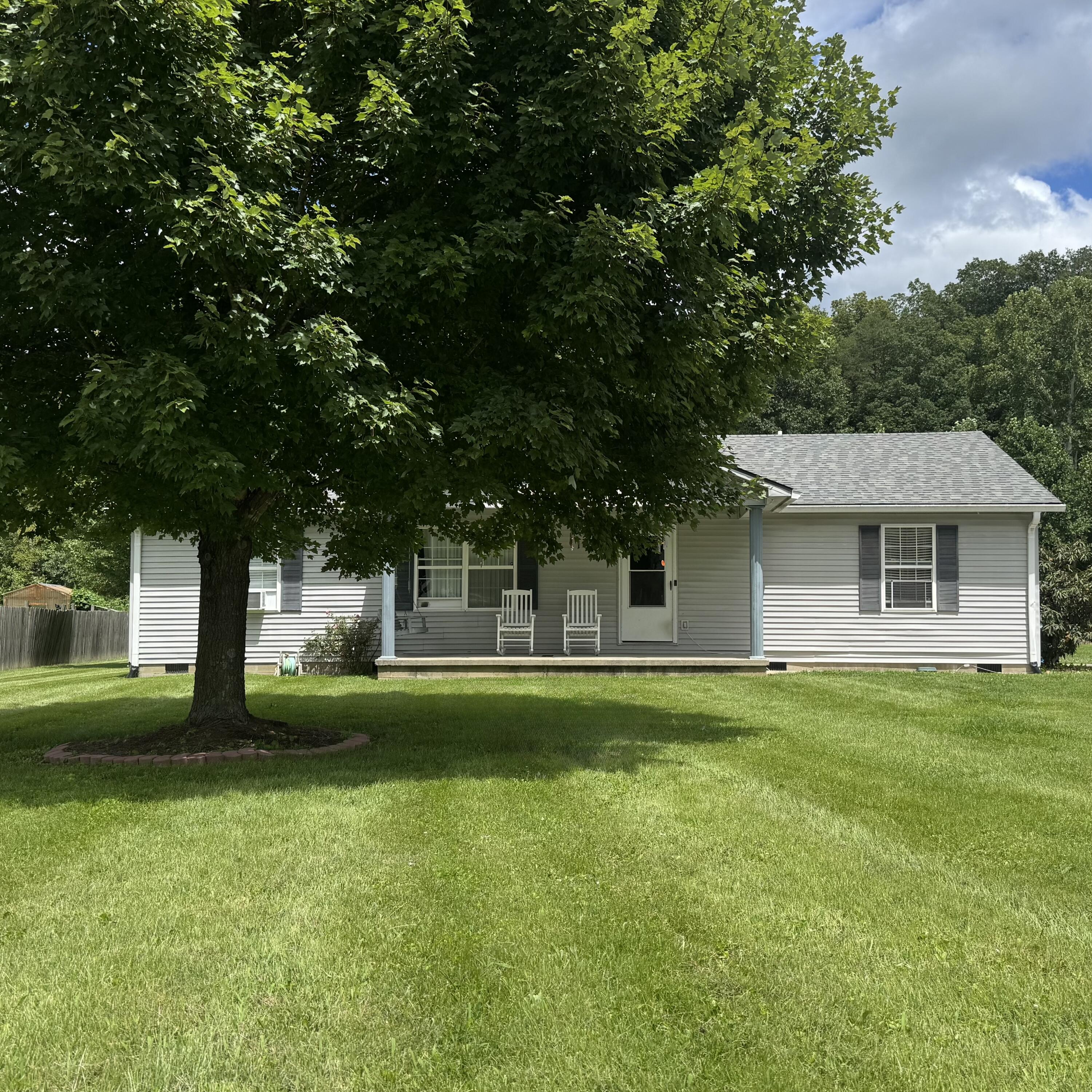 109 Dillon Court Property Photo 2