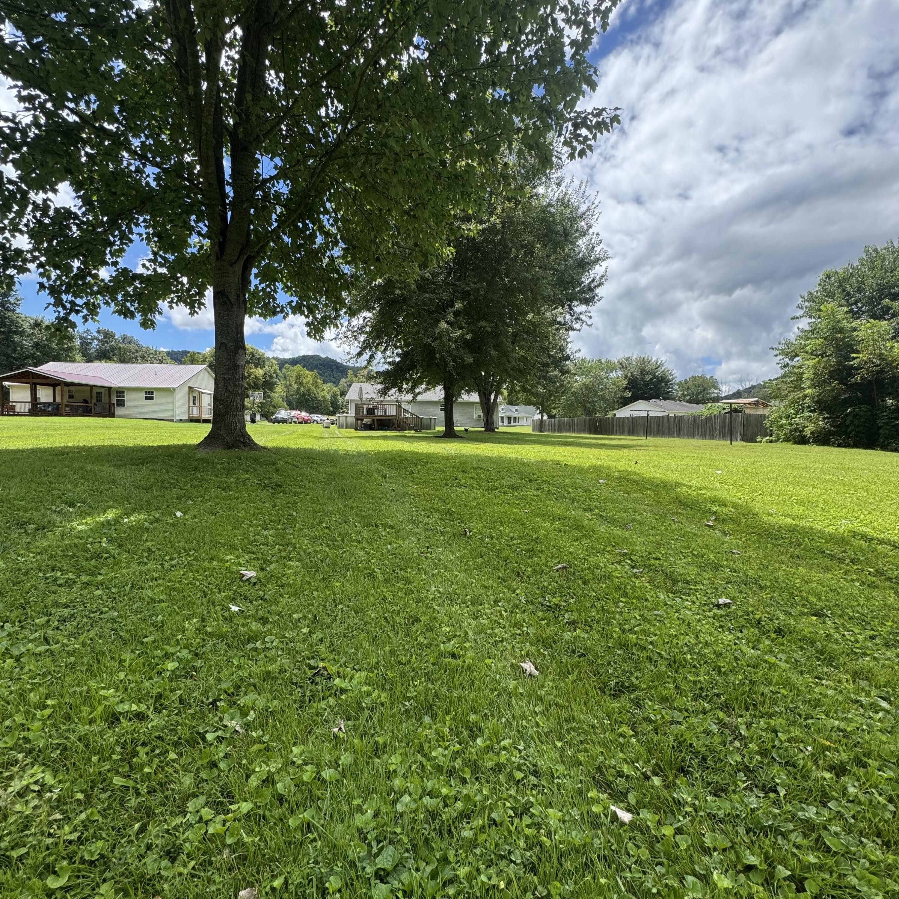 109 Dillon Court Property Photo 19