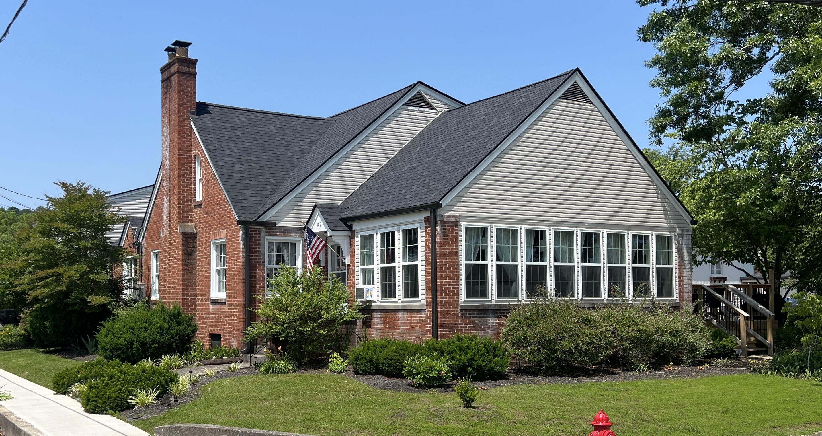 109 Sycamore Drive Property Photo 1