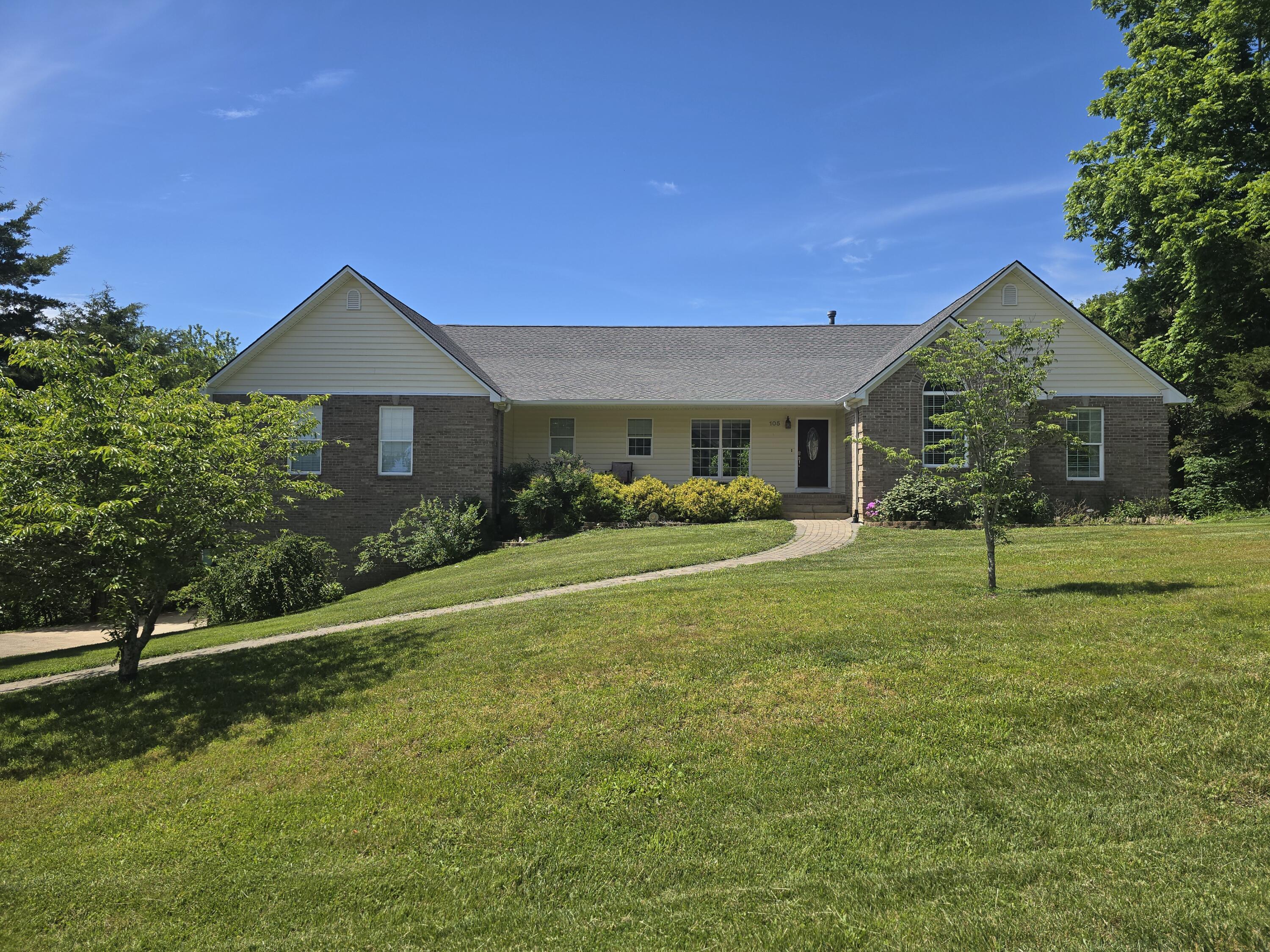105 Summeridge Road Property Photo 1
