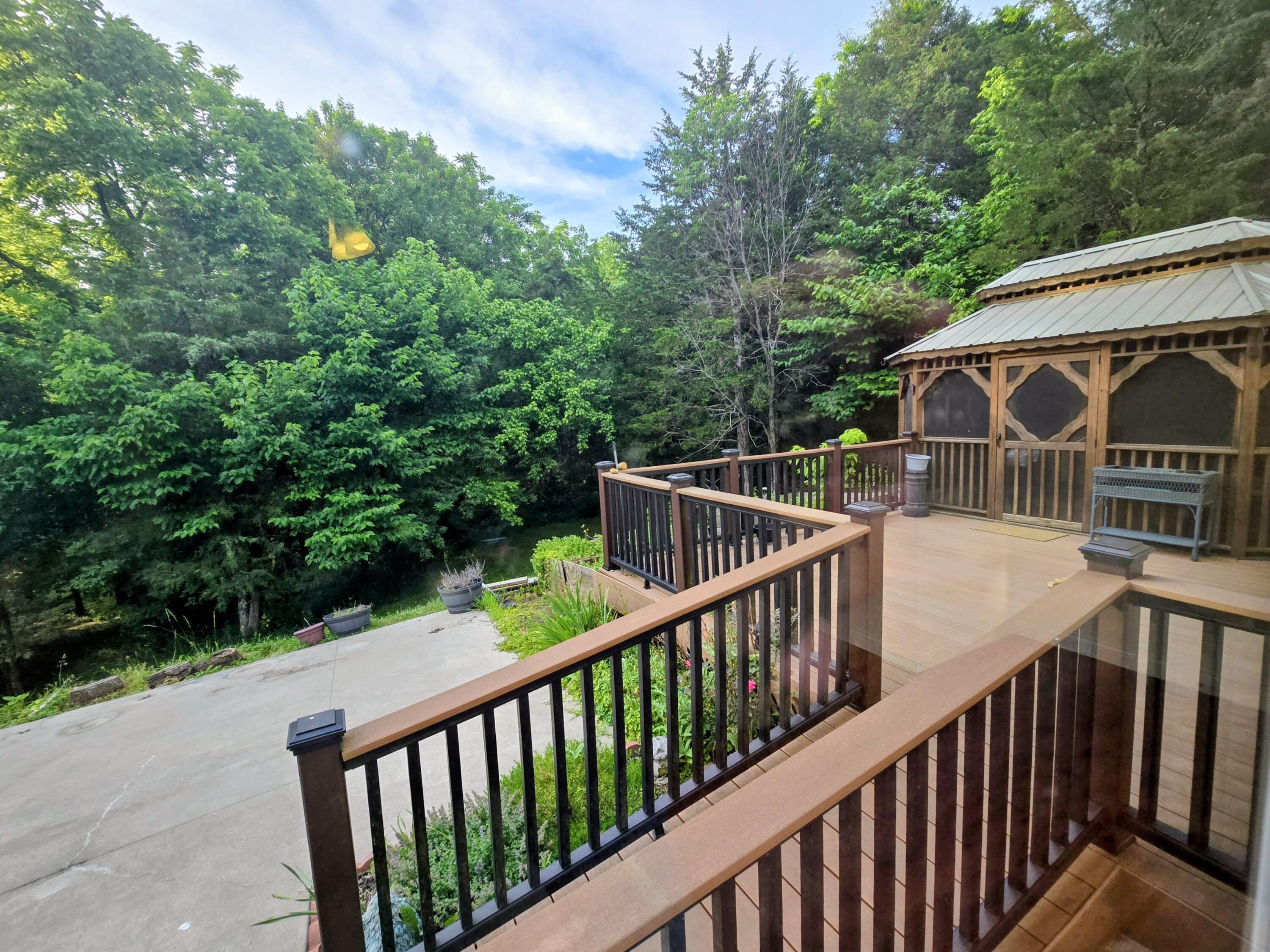 105 Summeridge Road Property Photo 7