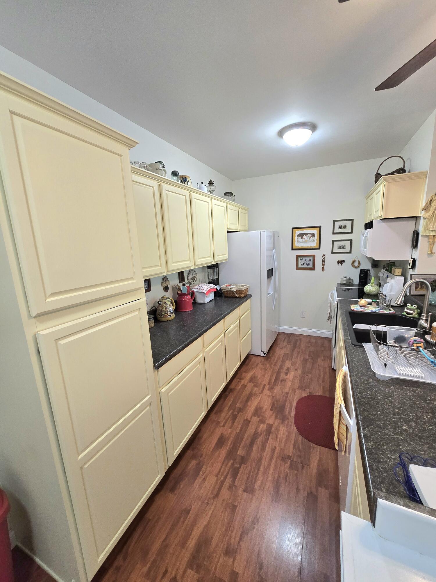 105 Summeridge Road Property Photo 34