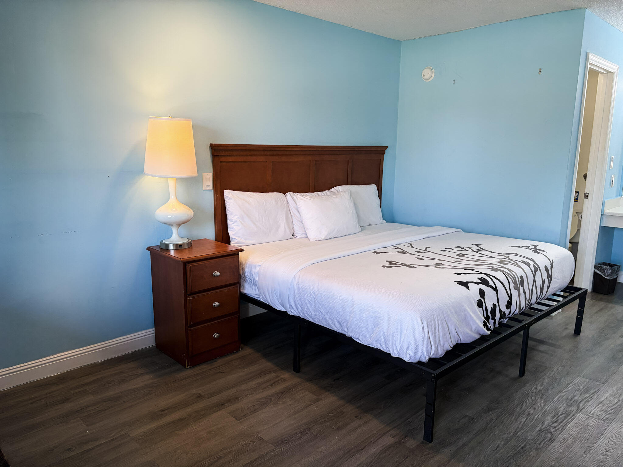 1075 Richmond Road Property Photo 20