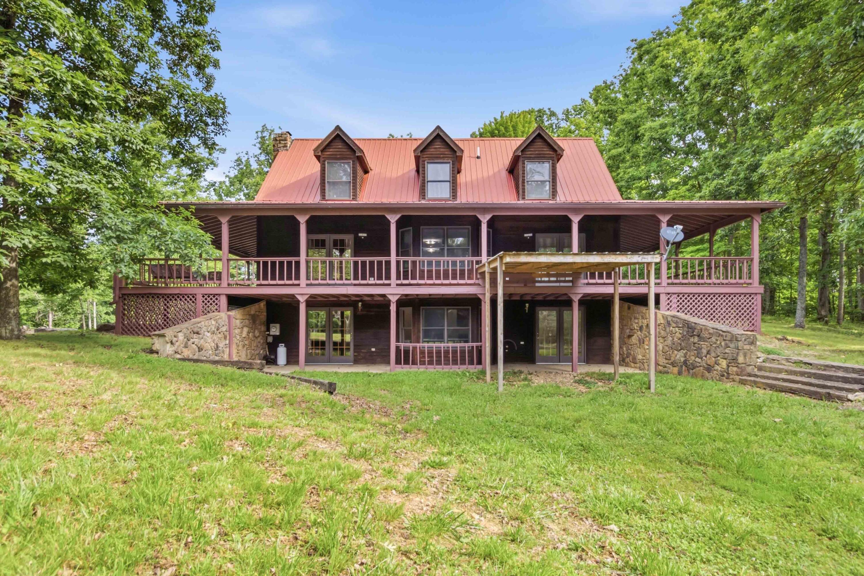 1803 Patsy Riffe Road Property Photo 4