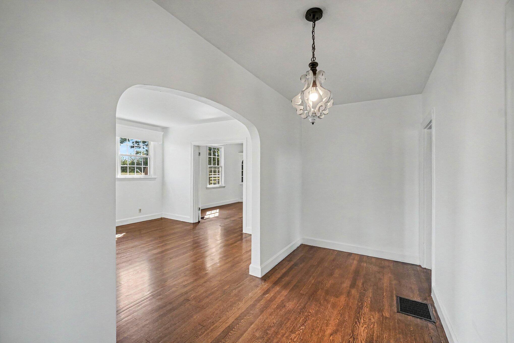 2722 New Lair Road Property Photo 8