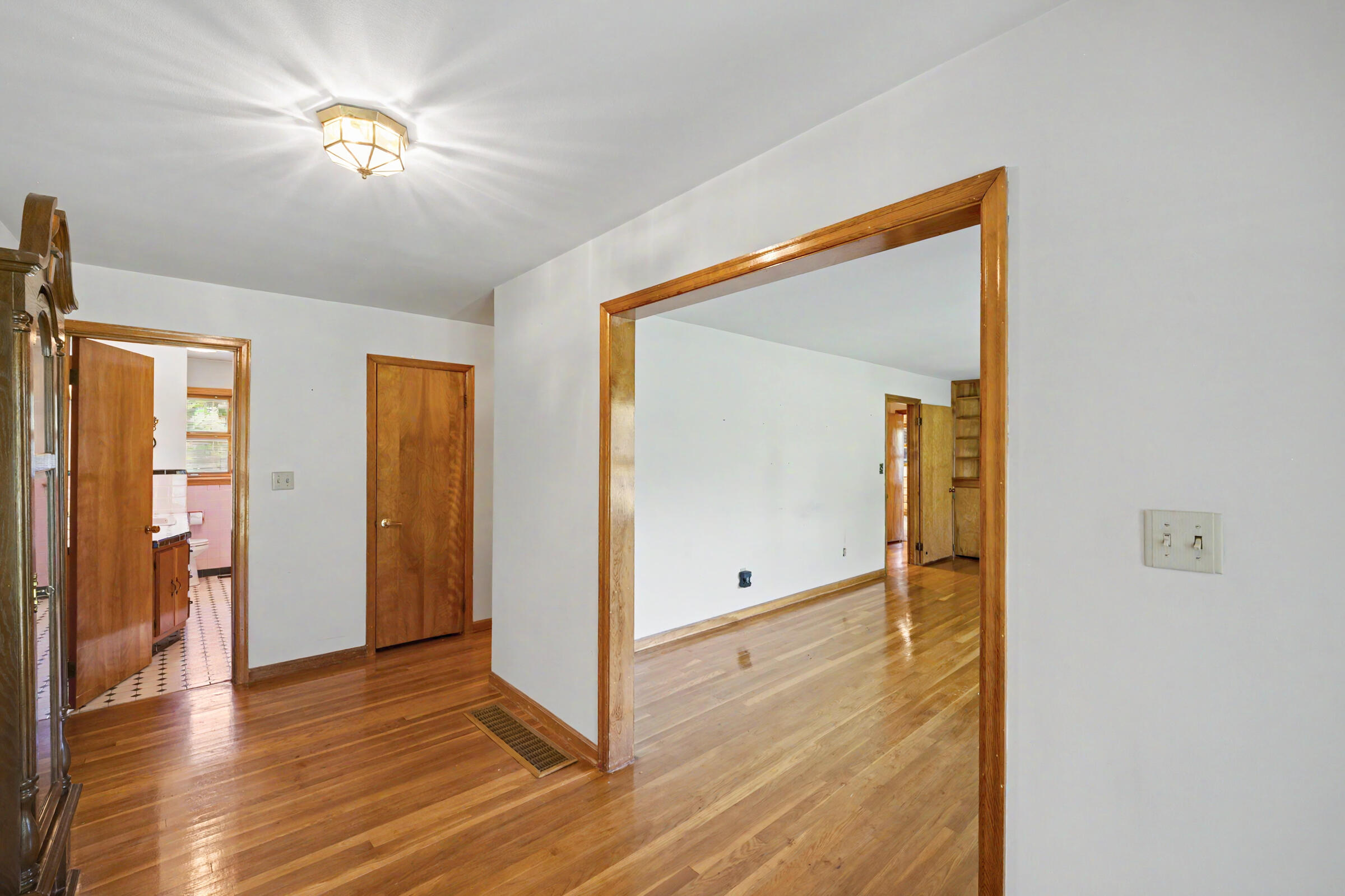 4861 Winchester Road Property Photo 7