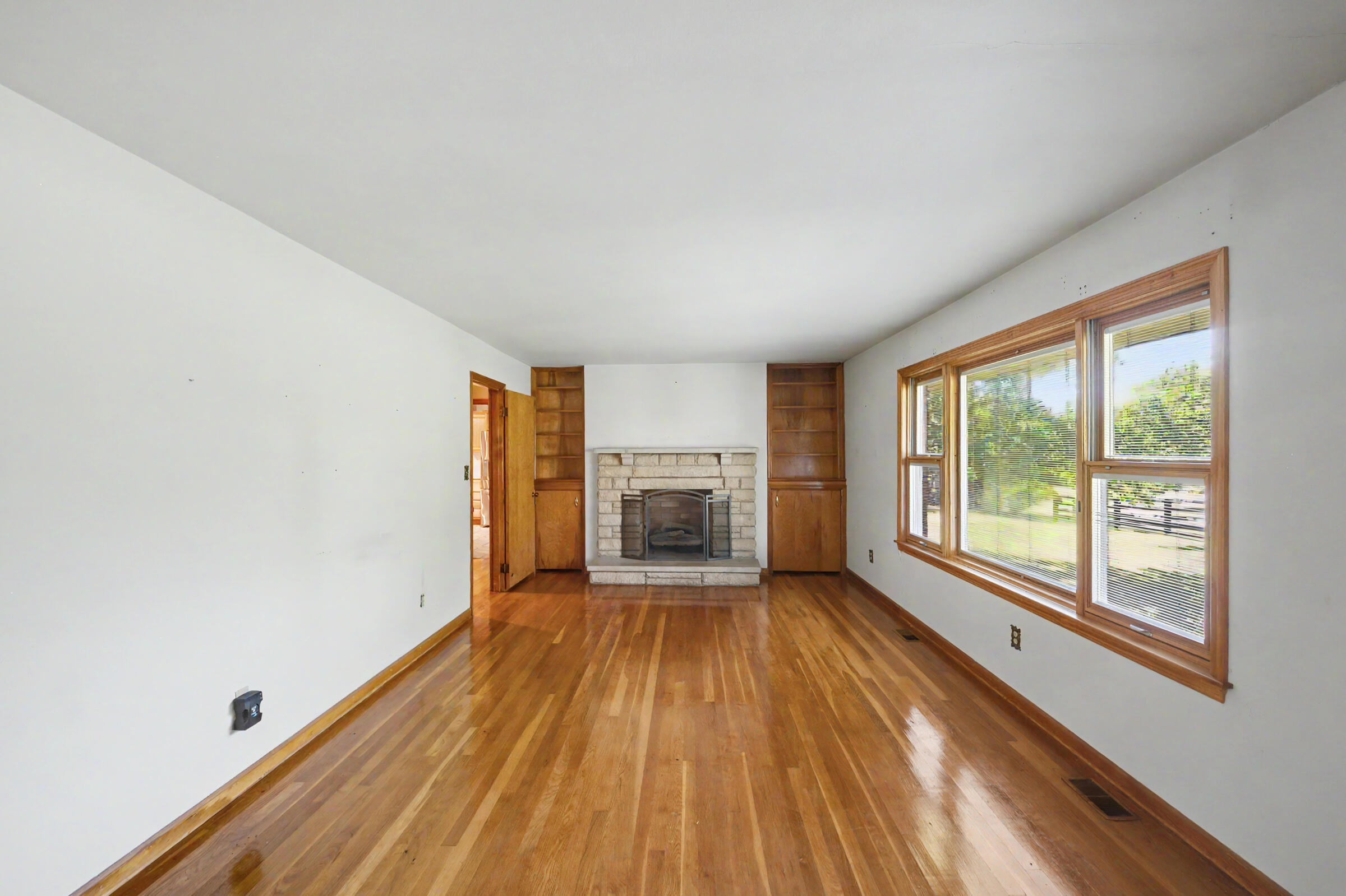4861 Winchester Road Property Photo 11