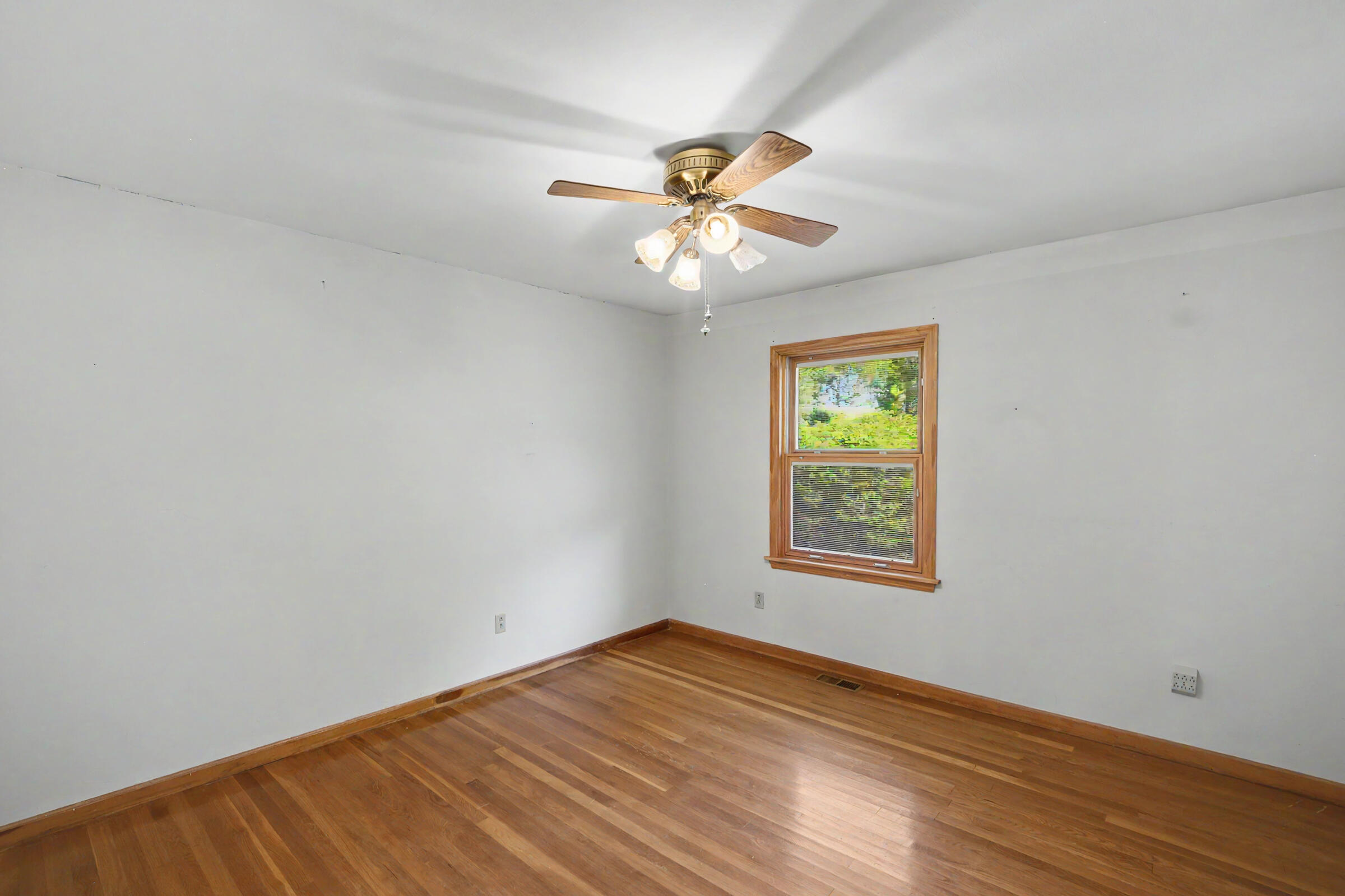 4861 Winchester Road Property Photo 21