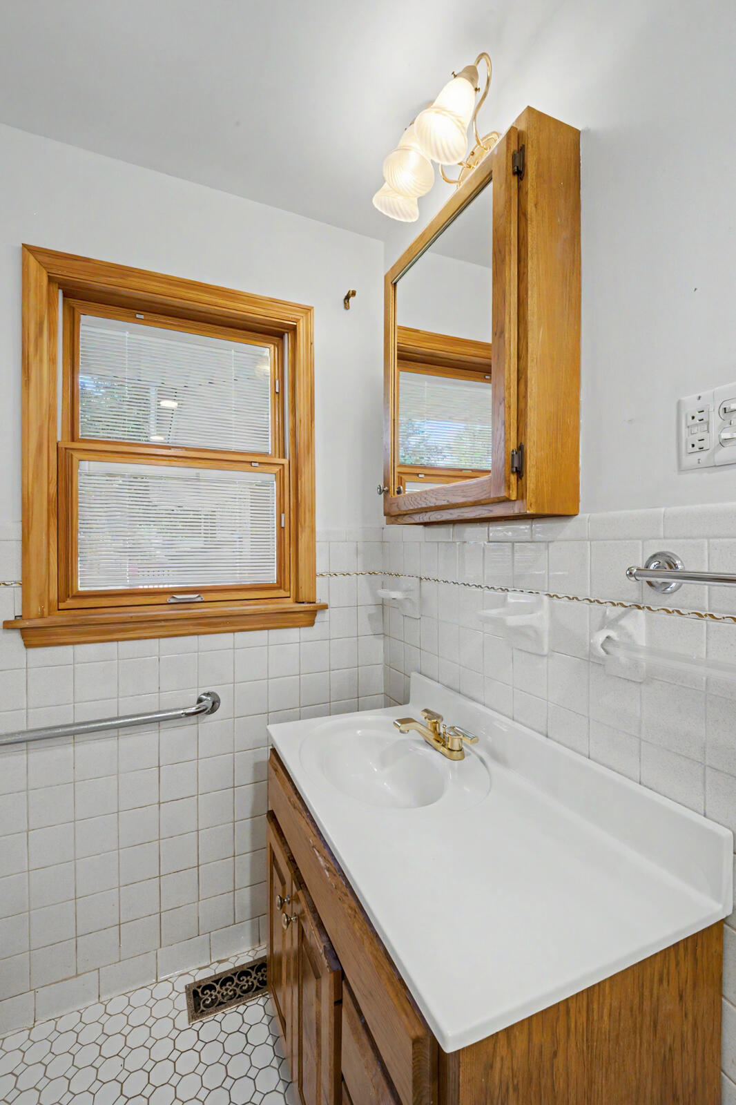 4861 Winchester Road Property Photo 24