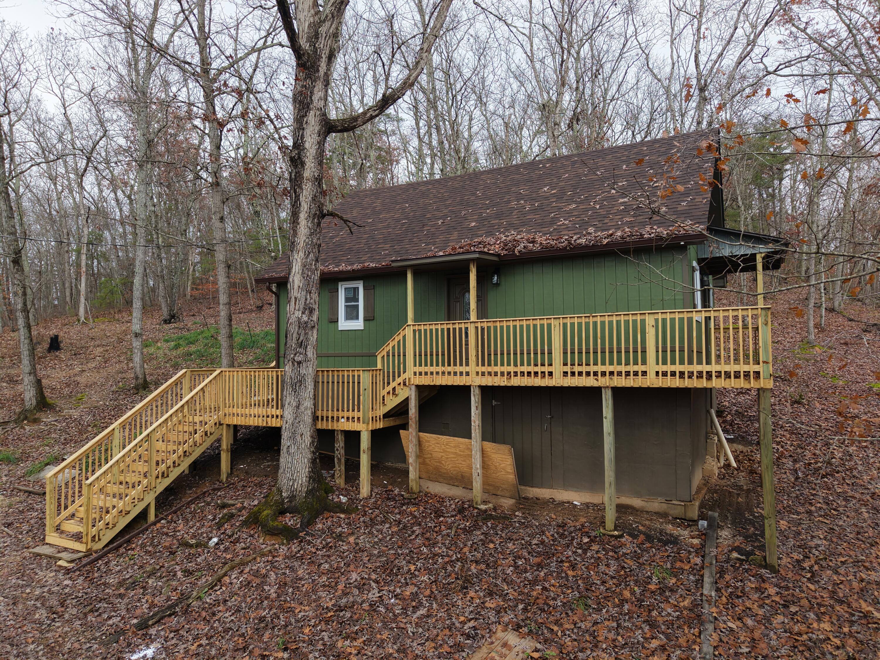 955 Right Angle Road Property Photo 1