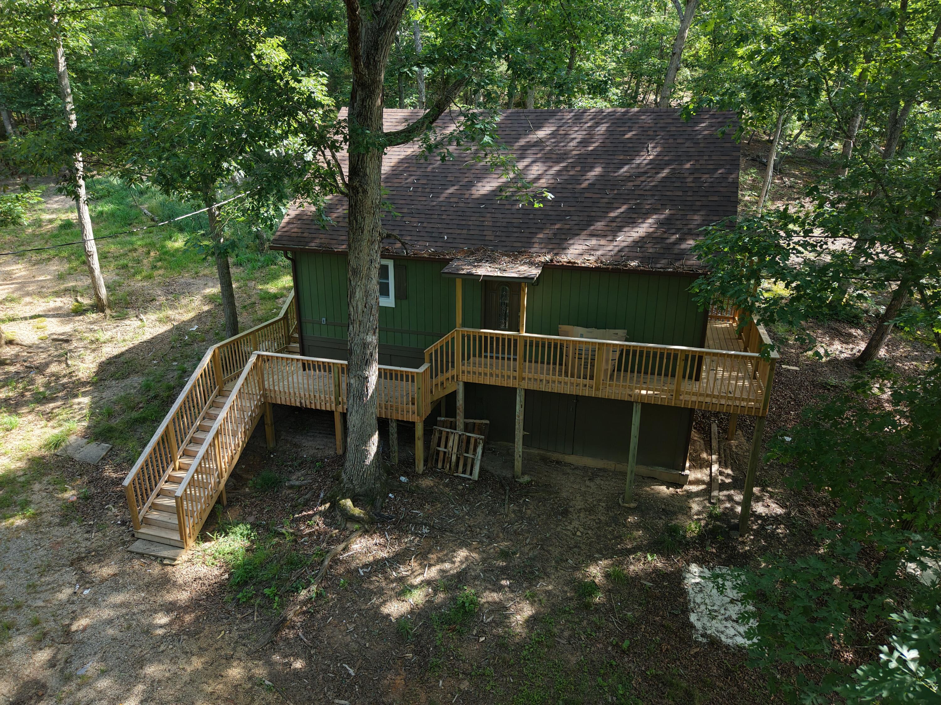 955 Right Angle Road Property Photo 4