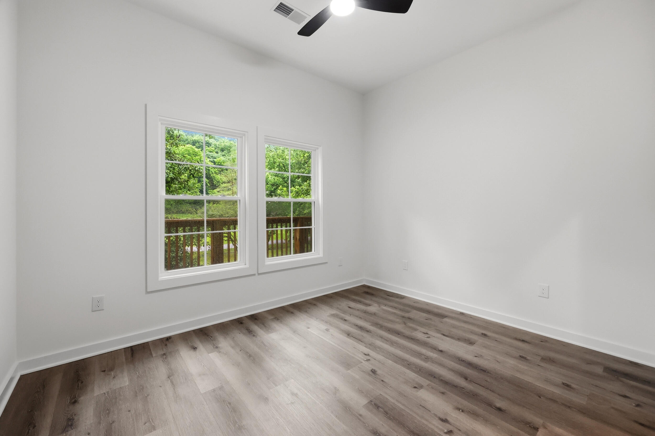 1380 Shore Acres Road Property Photo 18