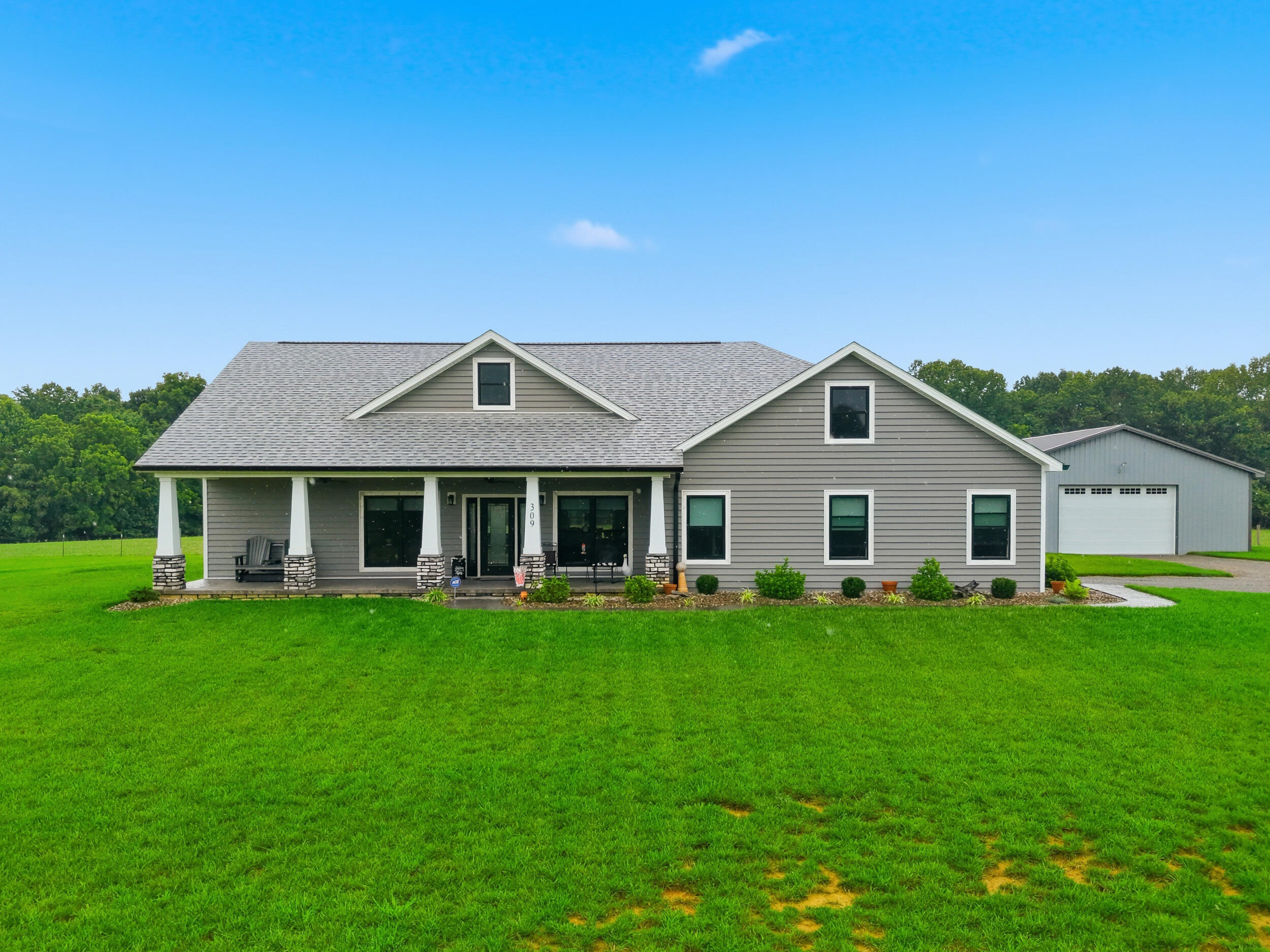 309 Eagles Pass Property Photo 1