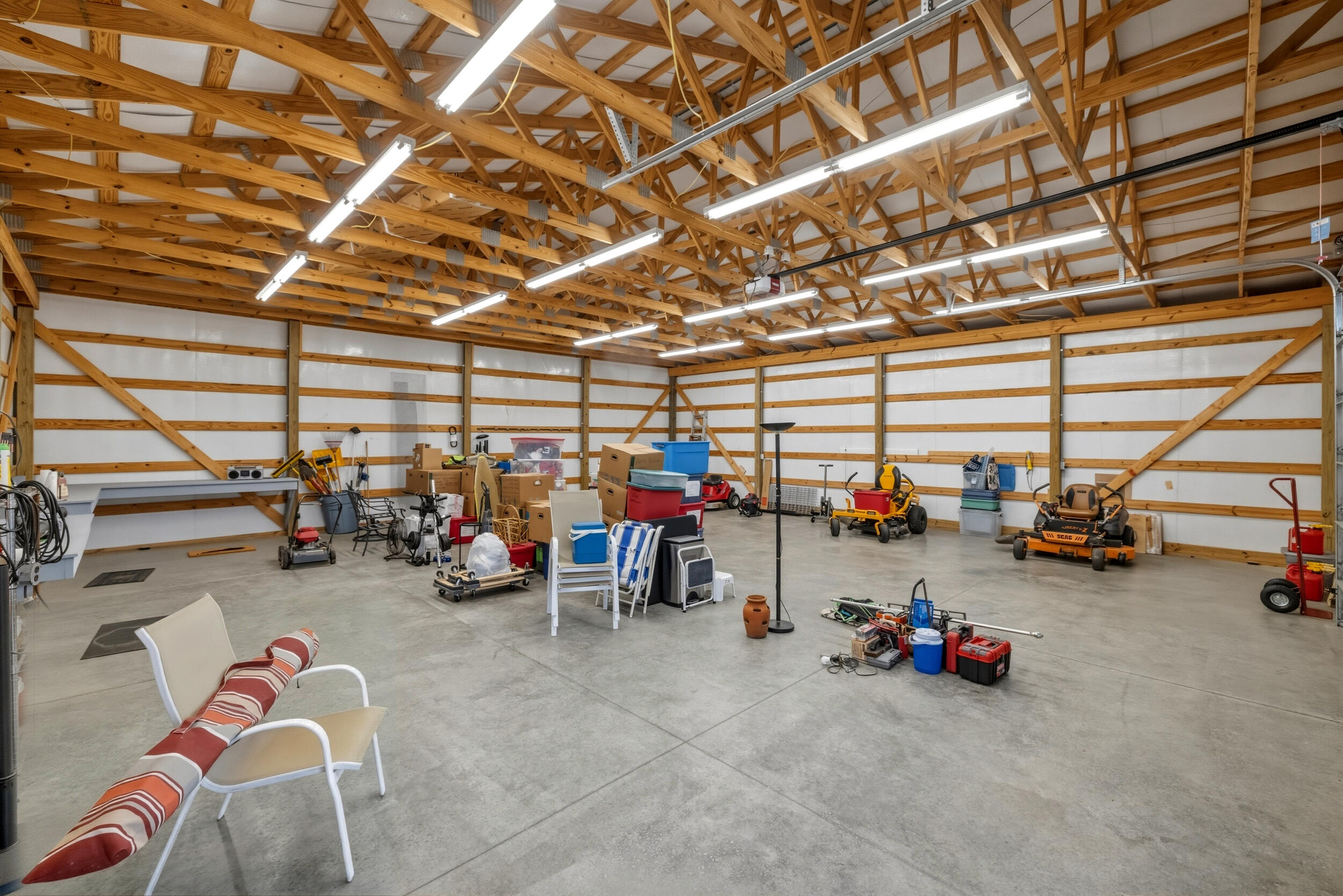 309 Eagles Pass Property Photo 41