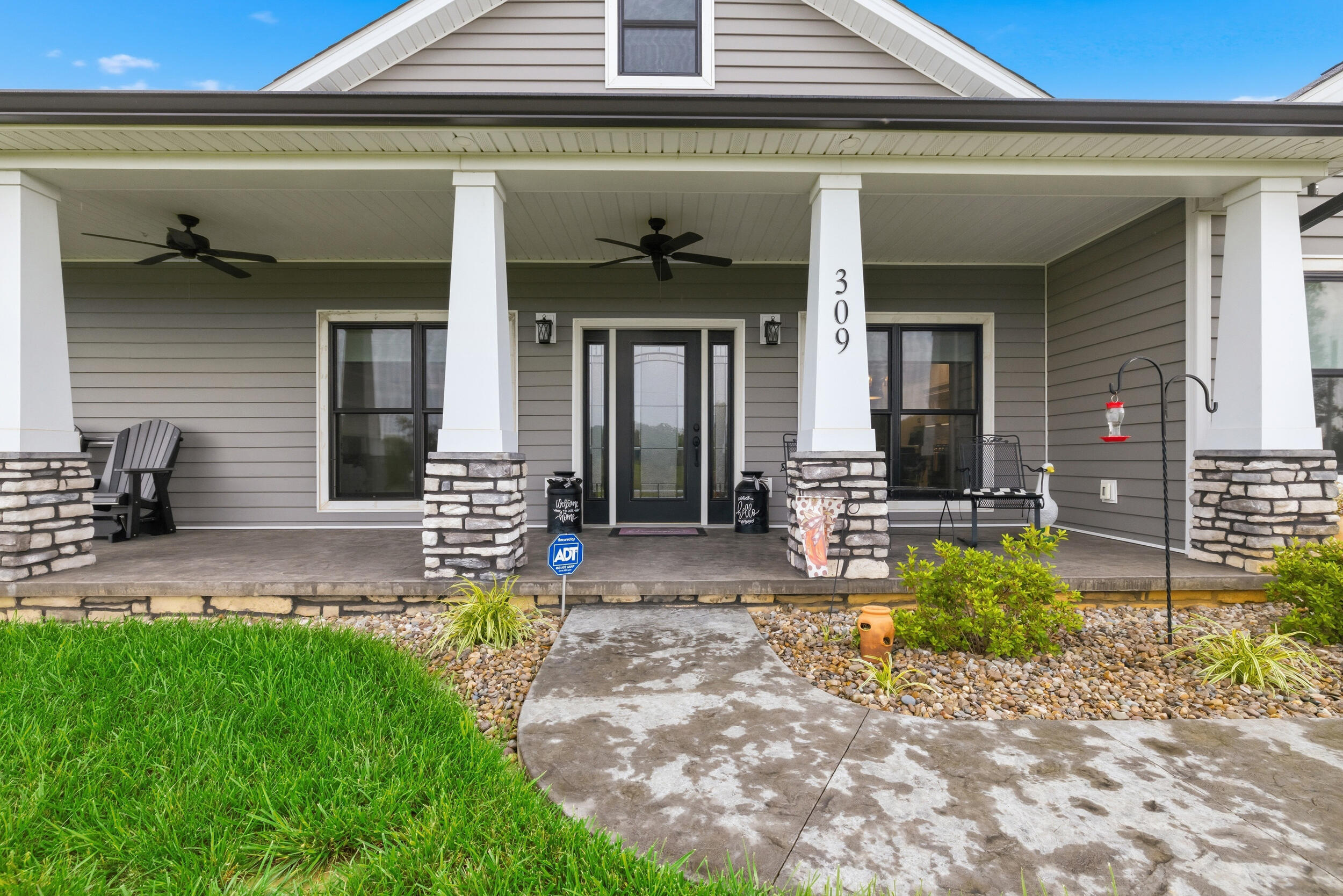 309 Eagles Pass Property Photo 48