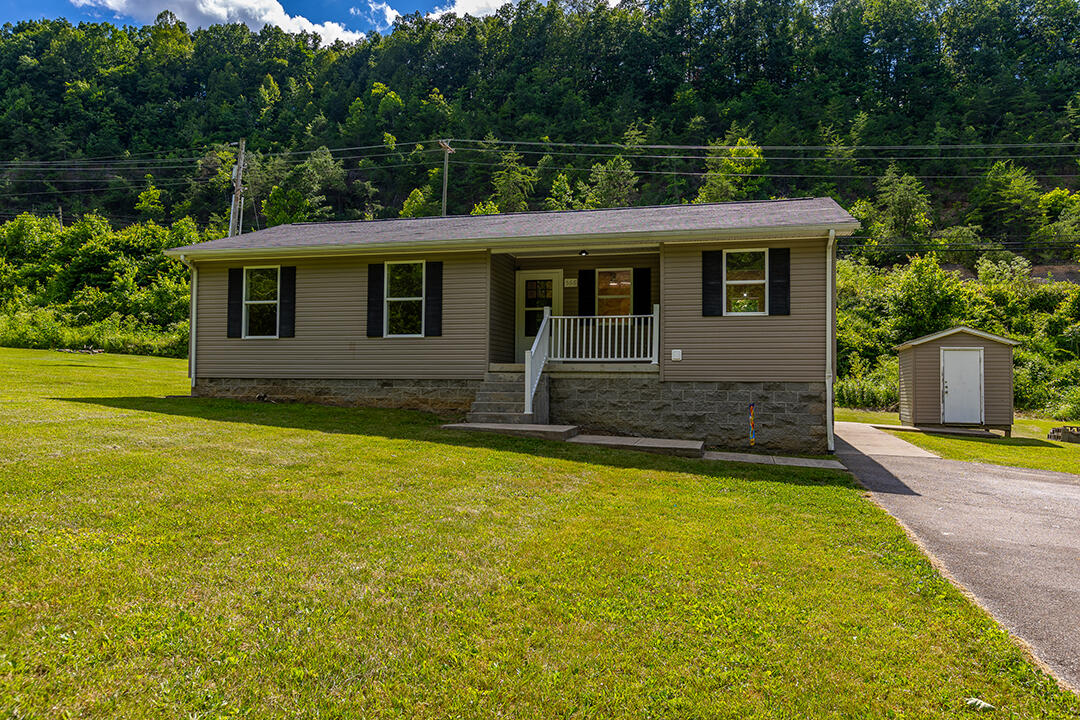 566 Lantern Way Property Photo 2
