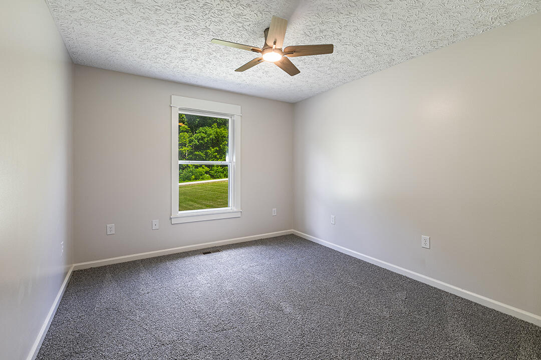 566 Lantern Way Property Photo 18