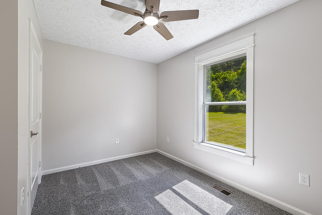 566 Lantern Way Property Photo 20