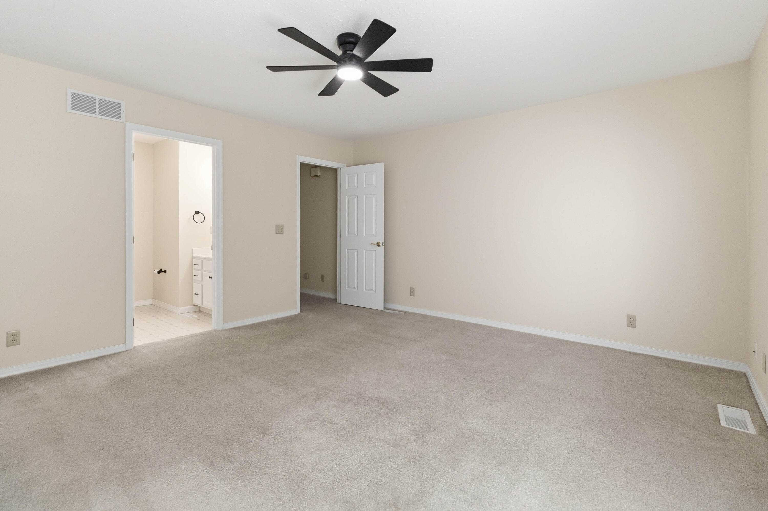 176 Redwood Lane Property Photo 26