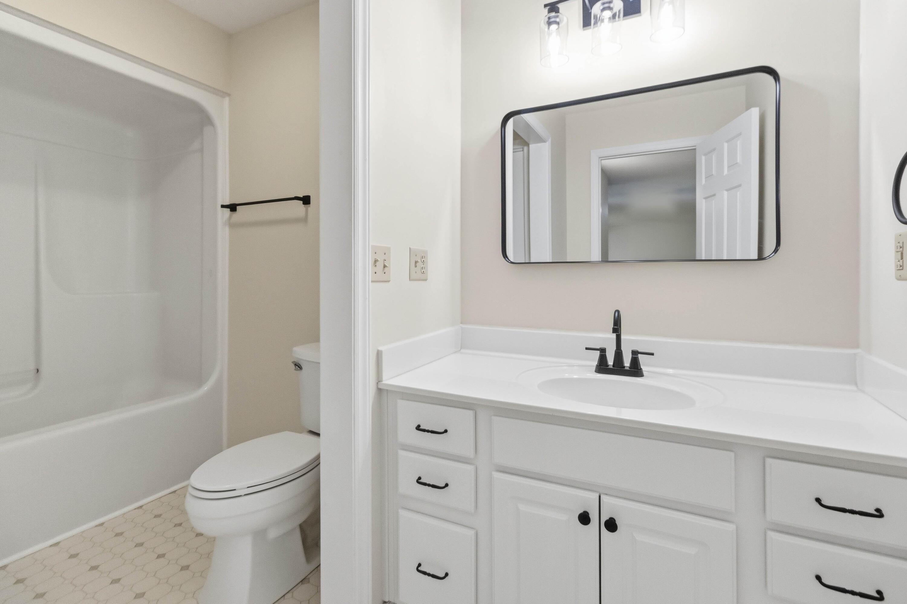 176 Redwood Lane Property Photo 33