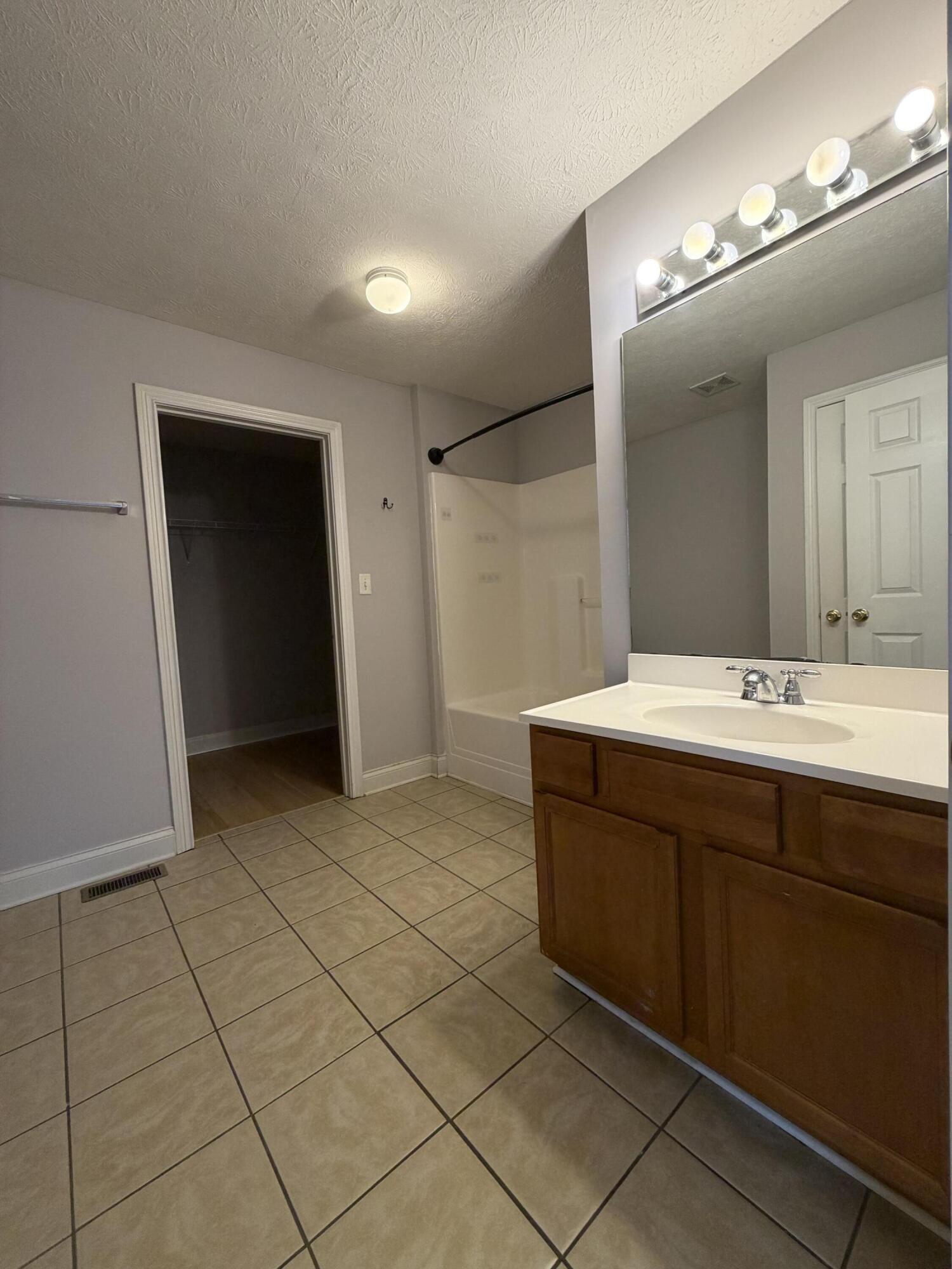 120 Santa Monica Drive Property Photo 15