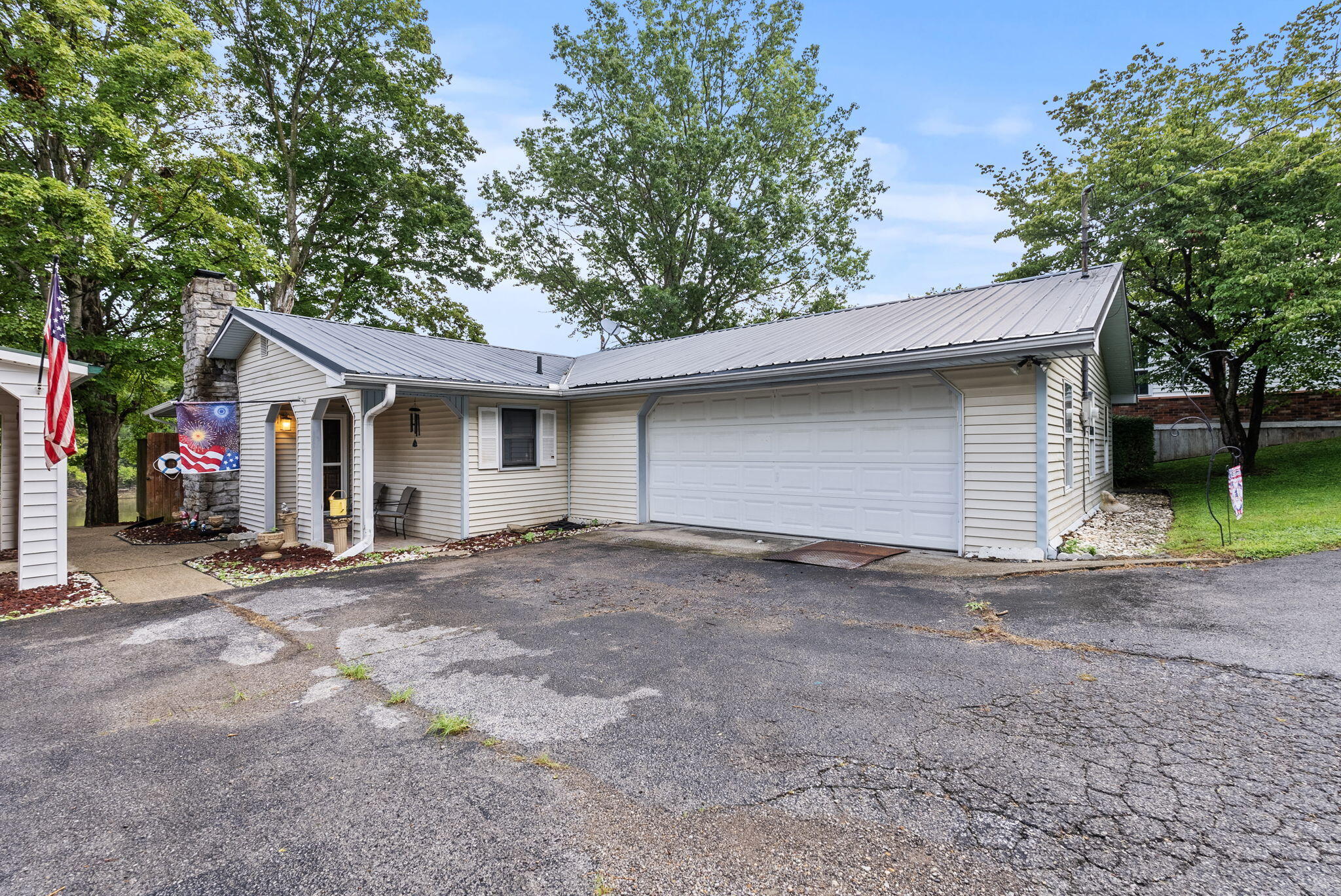 708 Bryants Camp Road Property Photo 1