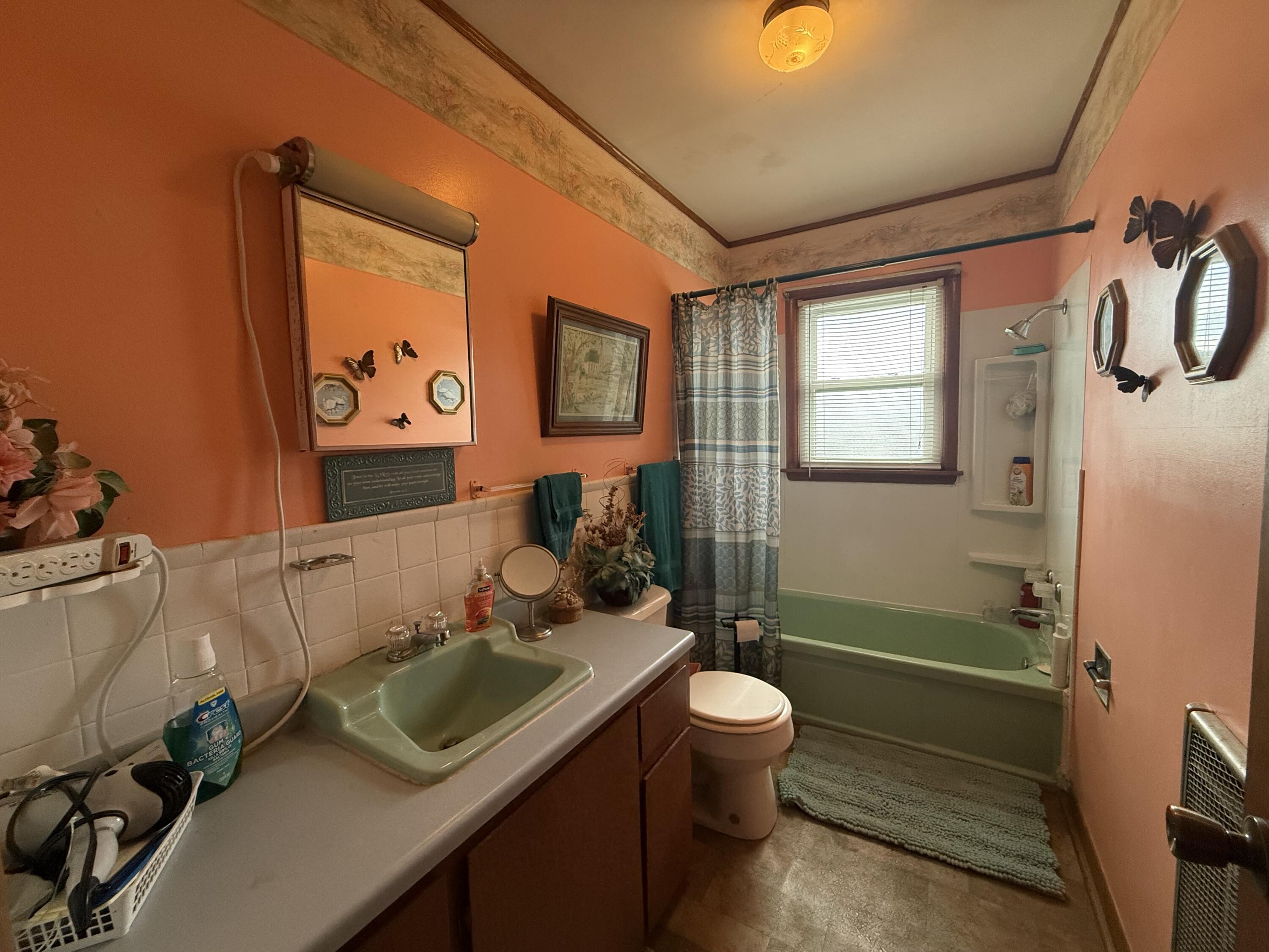12 Maple Street Property Photo 14