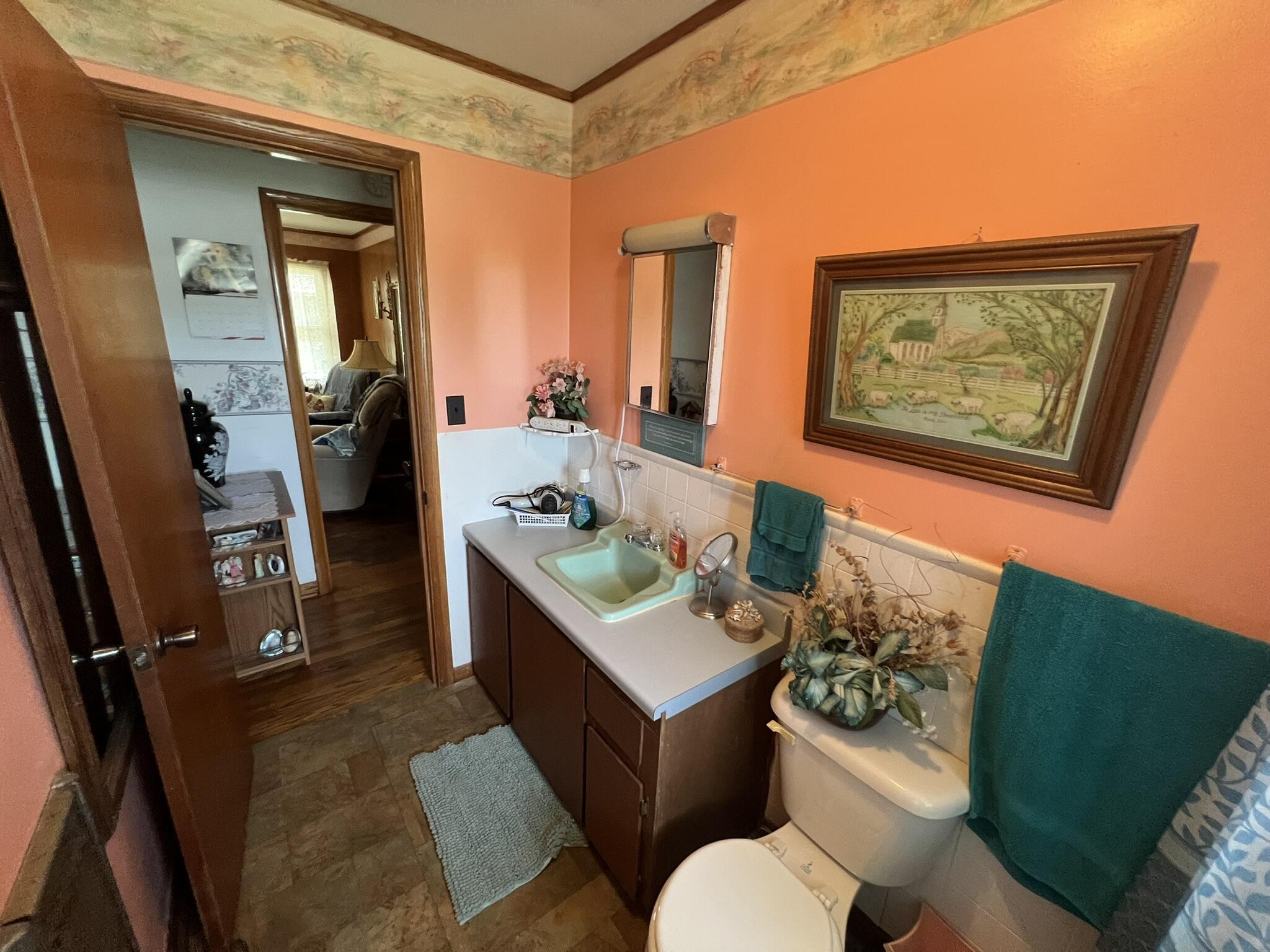 12 Maple Street Property Photo 15
