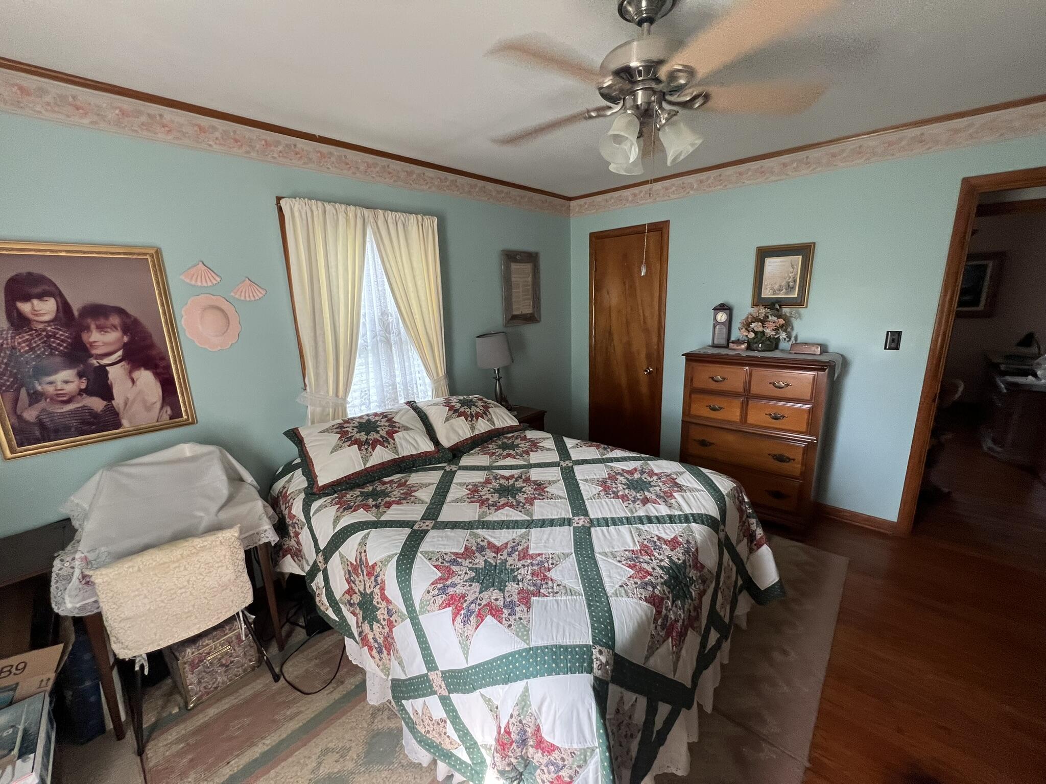 12 Maple Street Property Photo 18