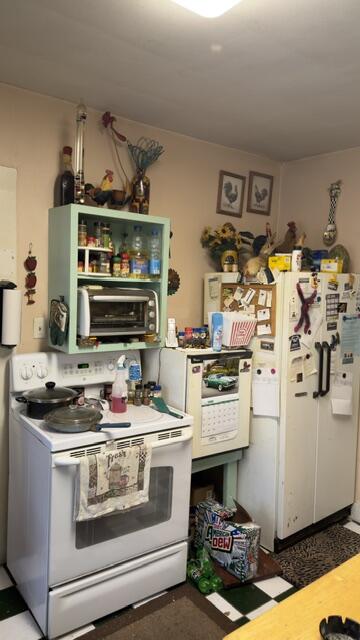 305 N Maple Street Property Photo 9