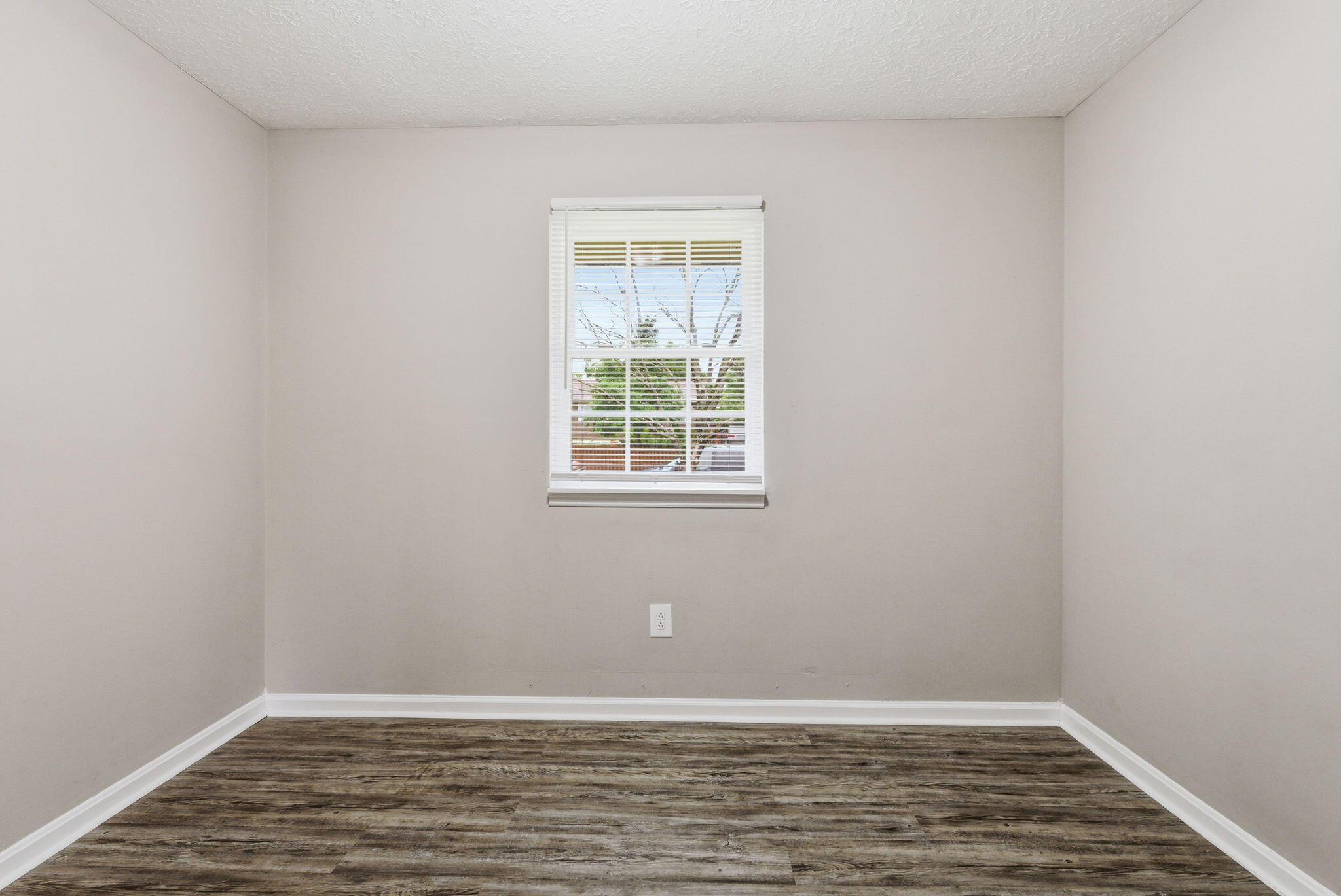 1429 Dale Drive Property Photo 14