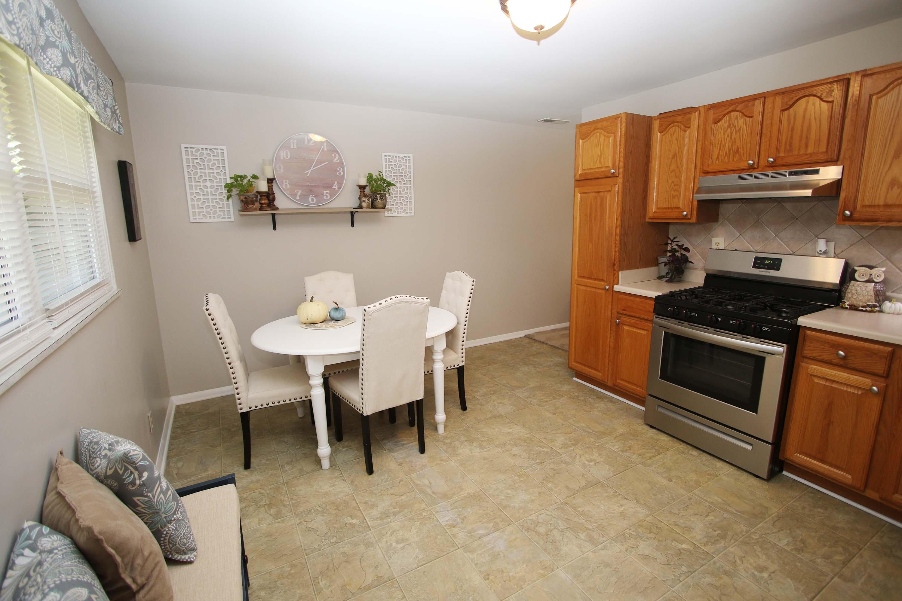 215 Mandalay Road Property Photo 11