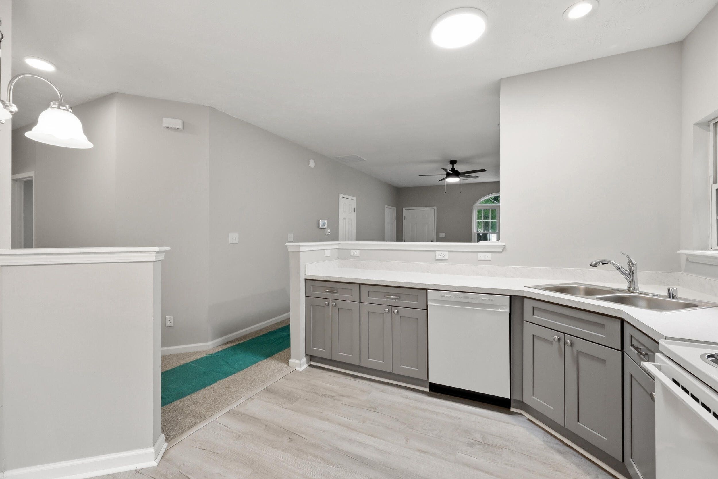 672 Danby Woods Drive Property Photo 15