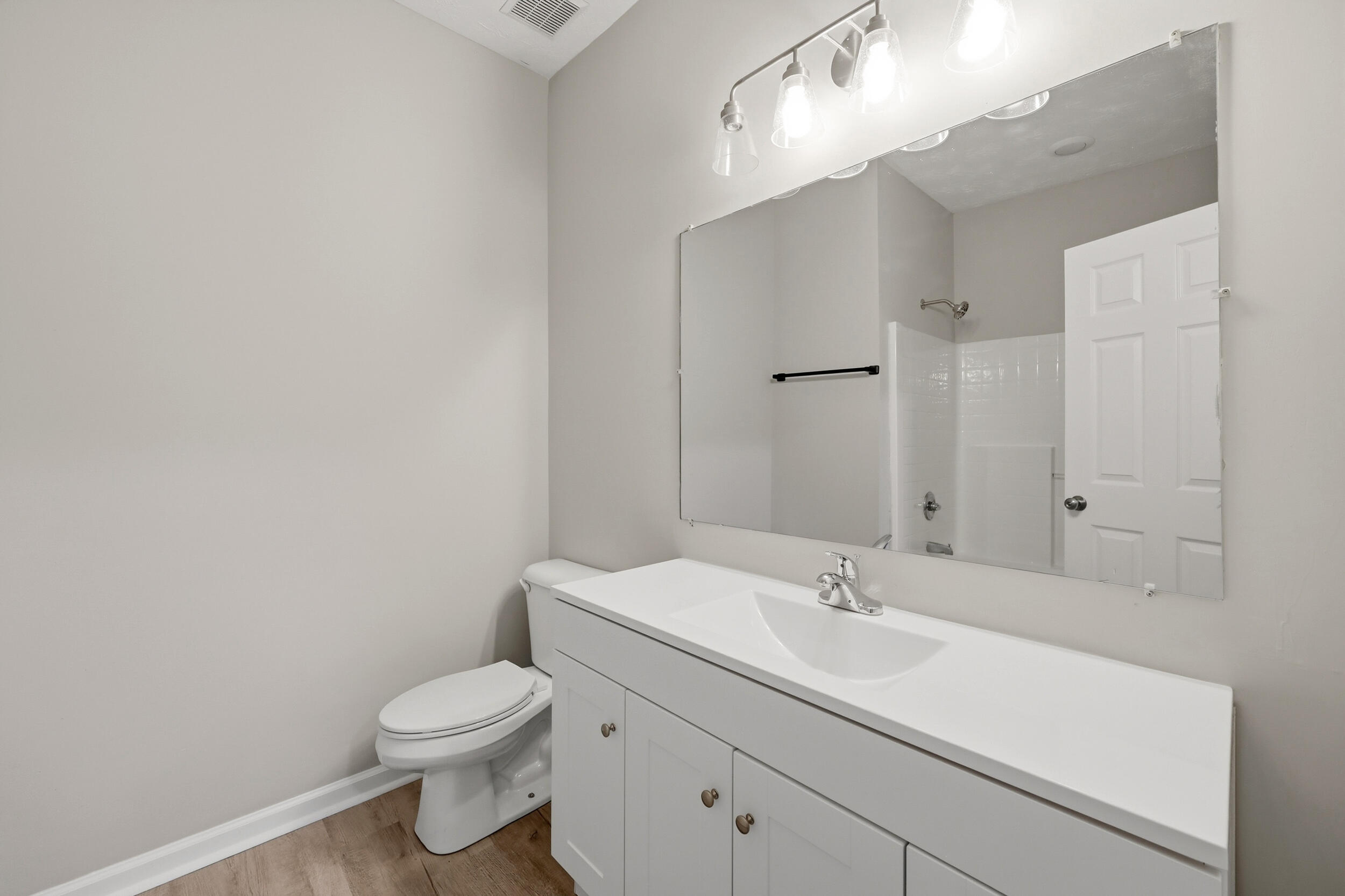 672 Danby Woods Drive Property Photo 22