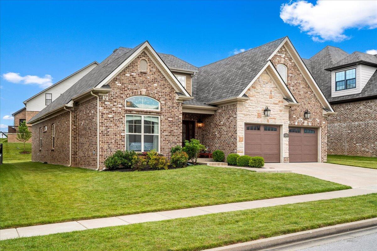2340 Coroneo Lane Property Photo 2