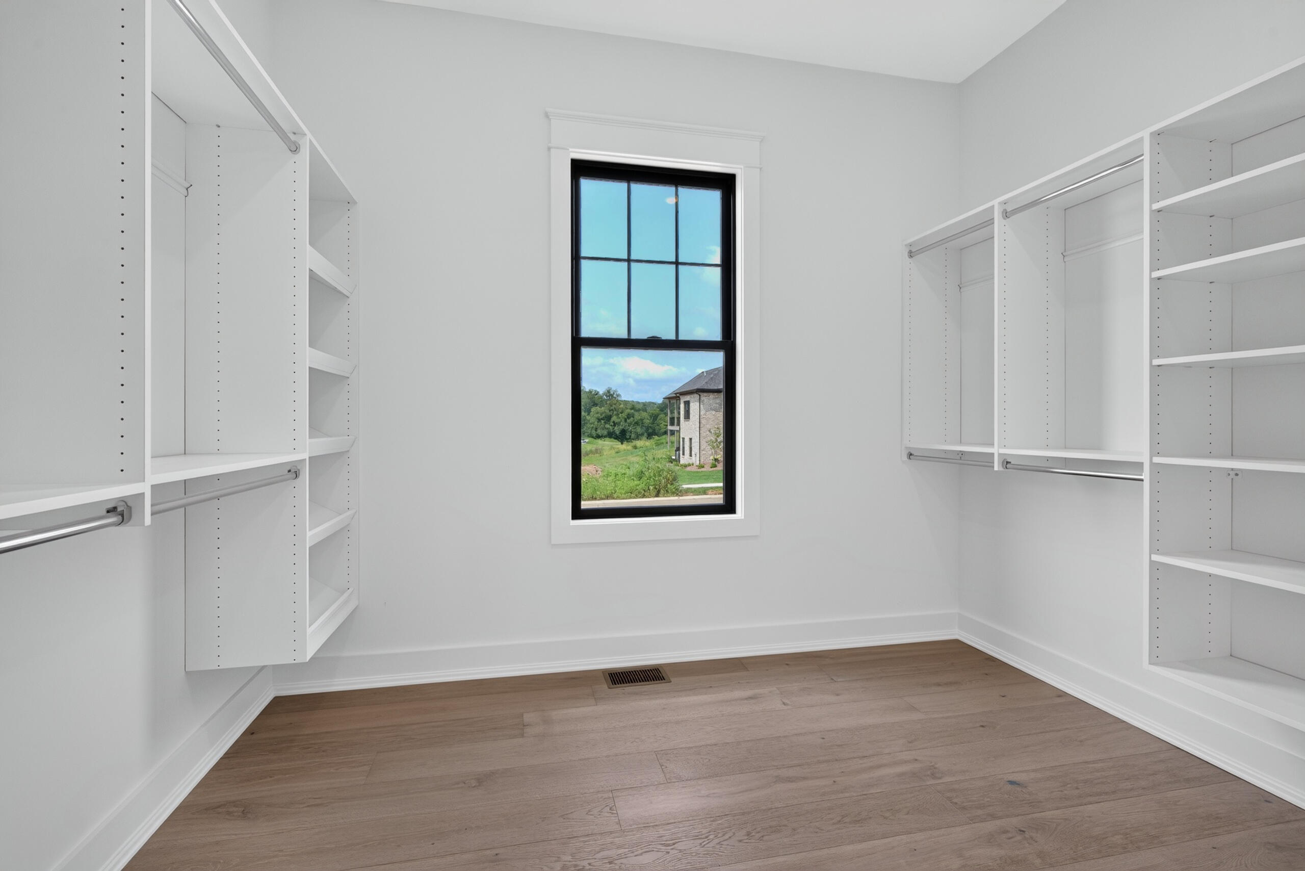 708 Winged Foot Drive Property Photo 40