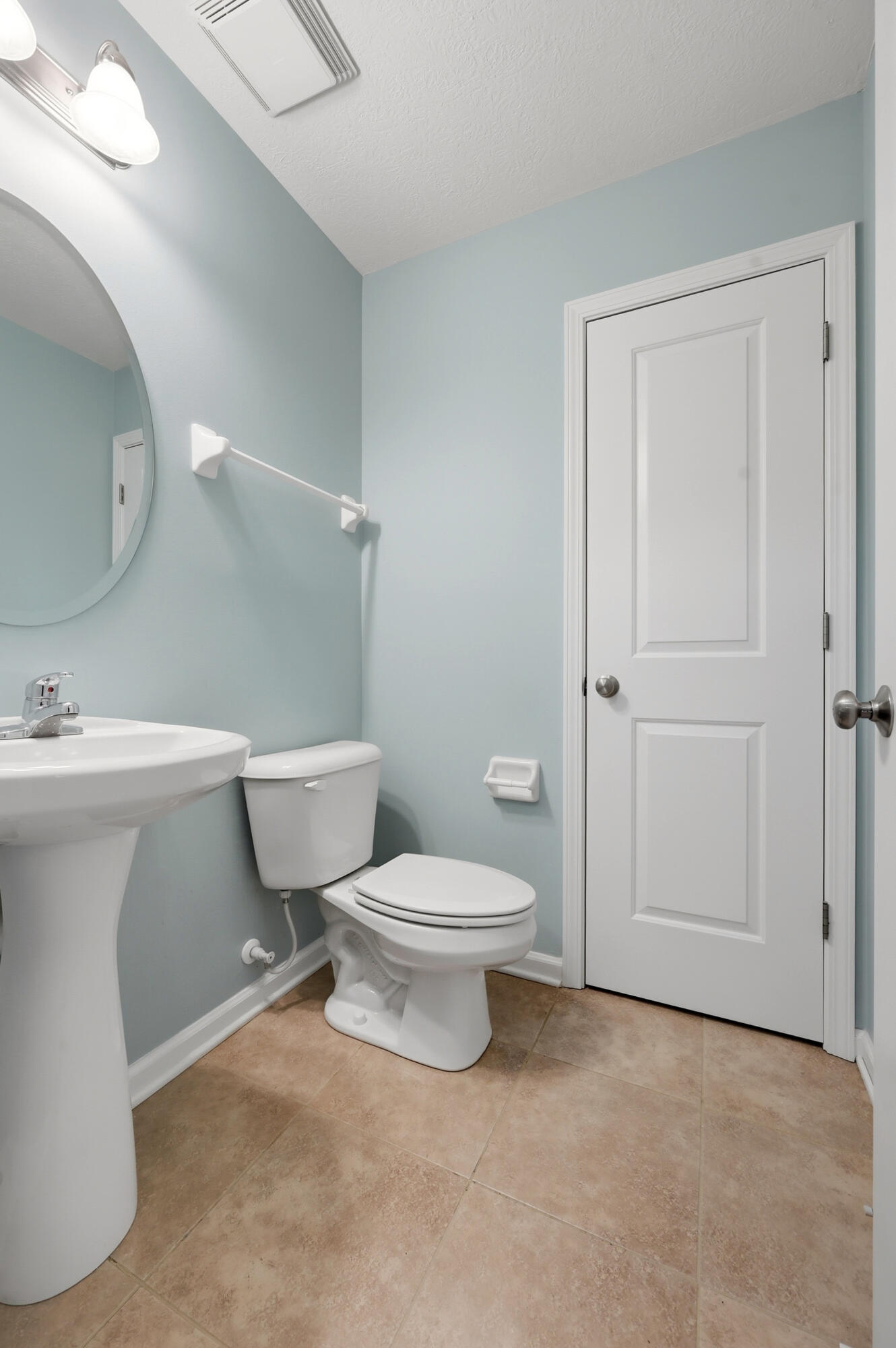 2443 Aristocracy Circle Property Photo 14