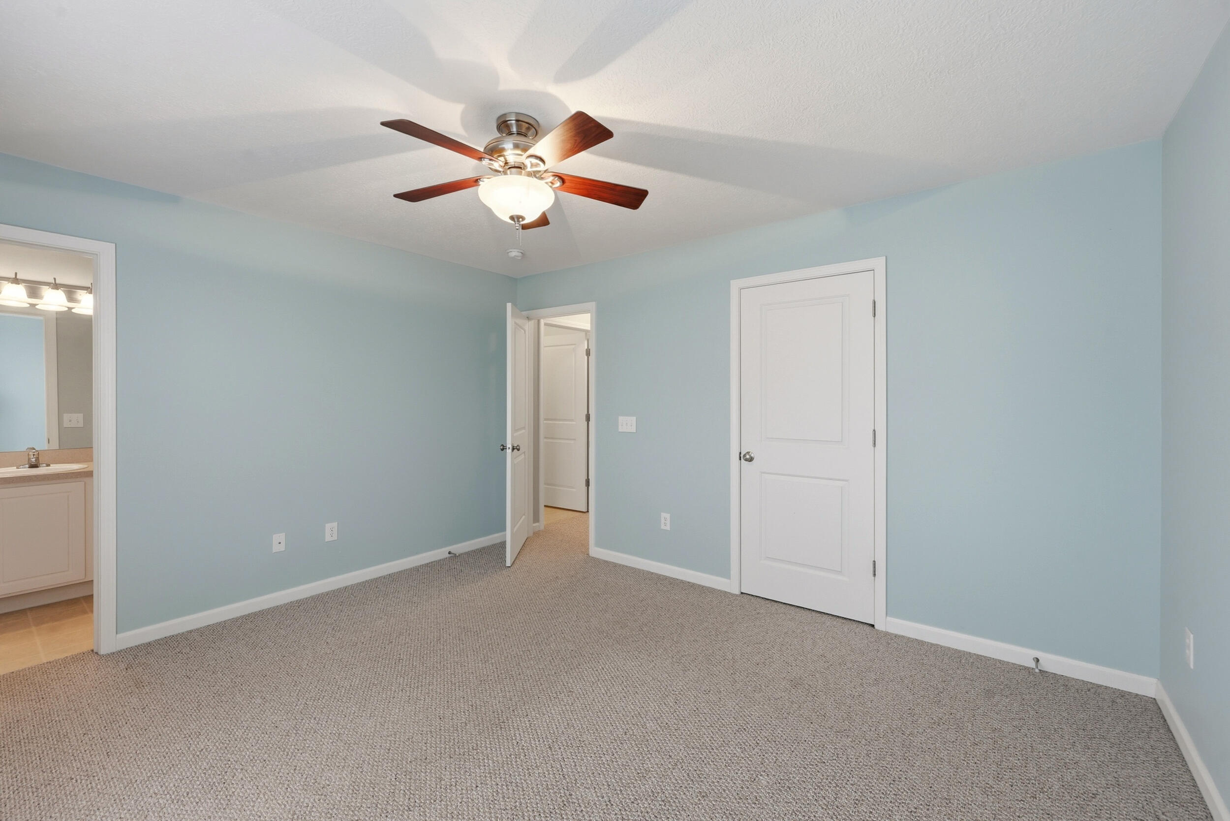 2443 Aristocracy Circle Property Photo 16