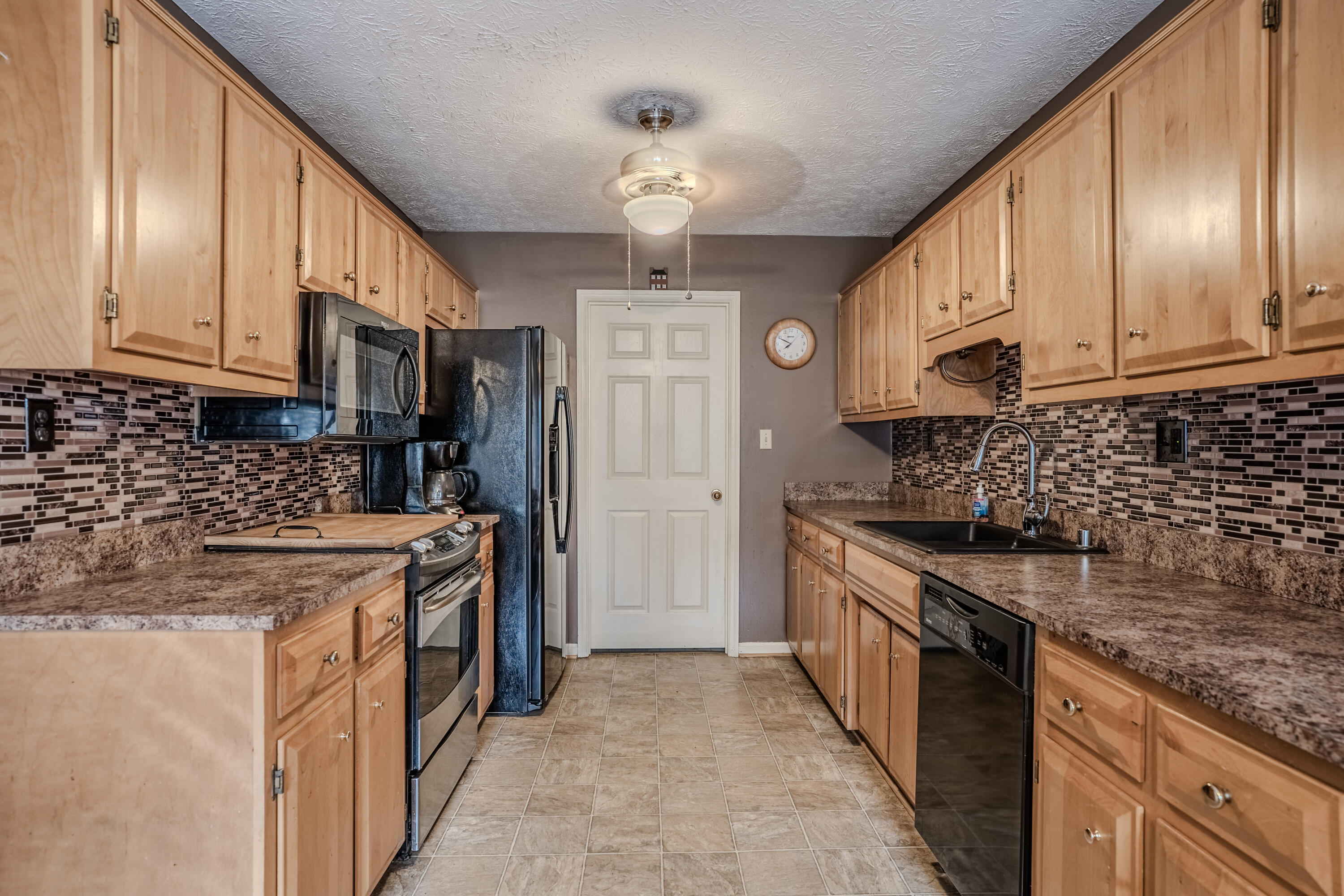 1010 Tamworth Lane Property Photo 11