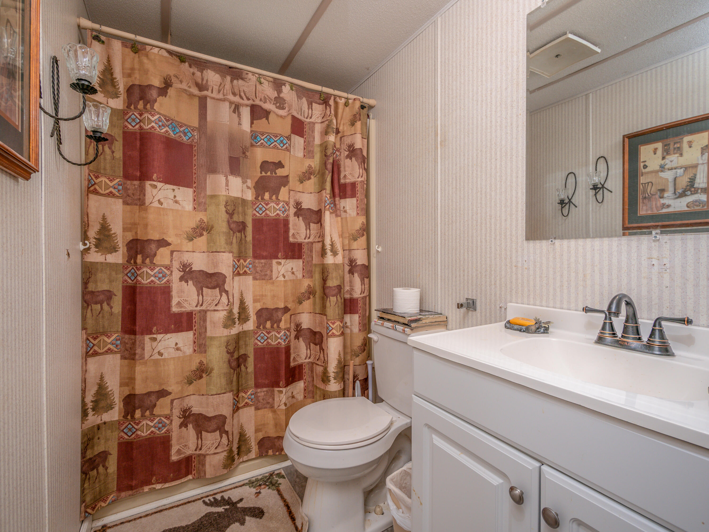 139 Robin Lane Property Photo 23