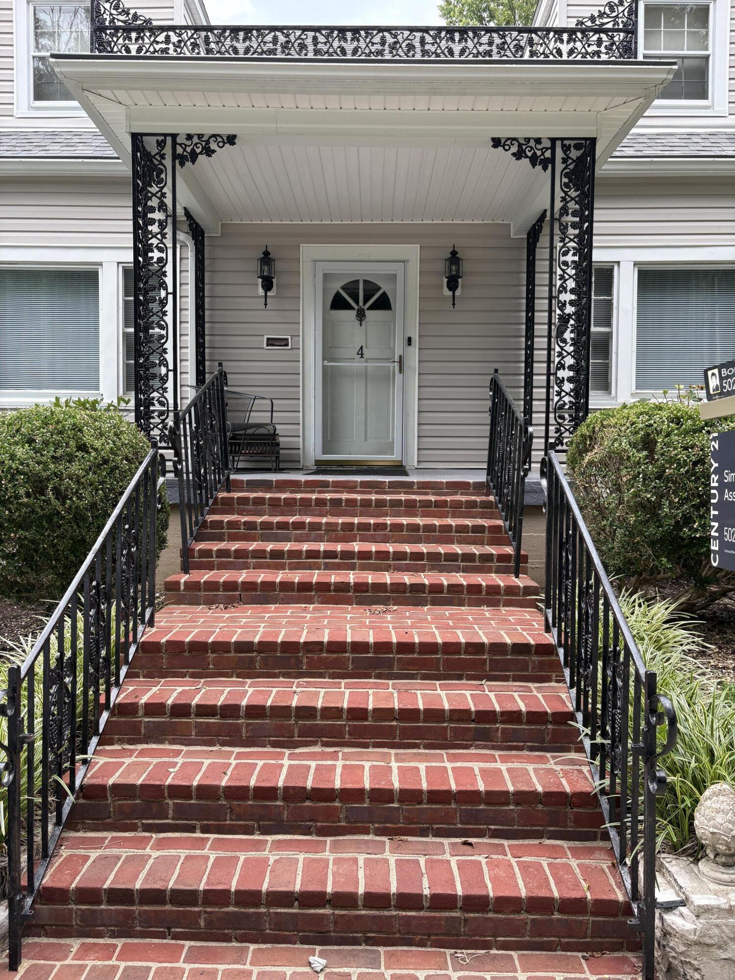 4 Tanner Court Property Photo 2