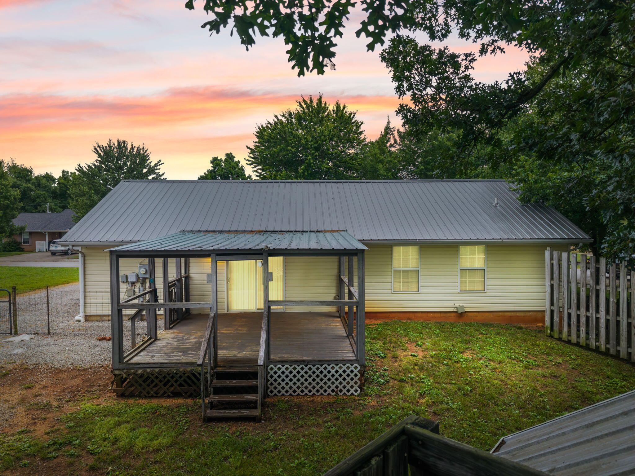 85 Falcon View Trail Property Photo 3