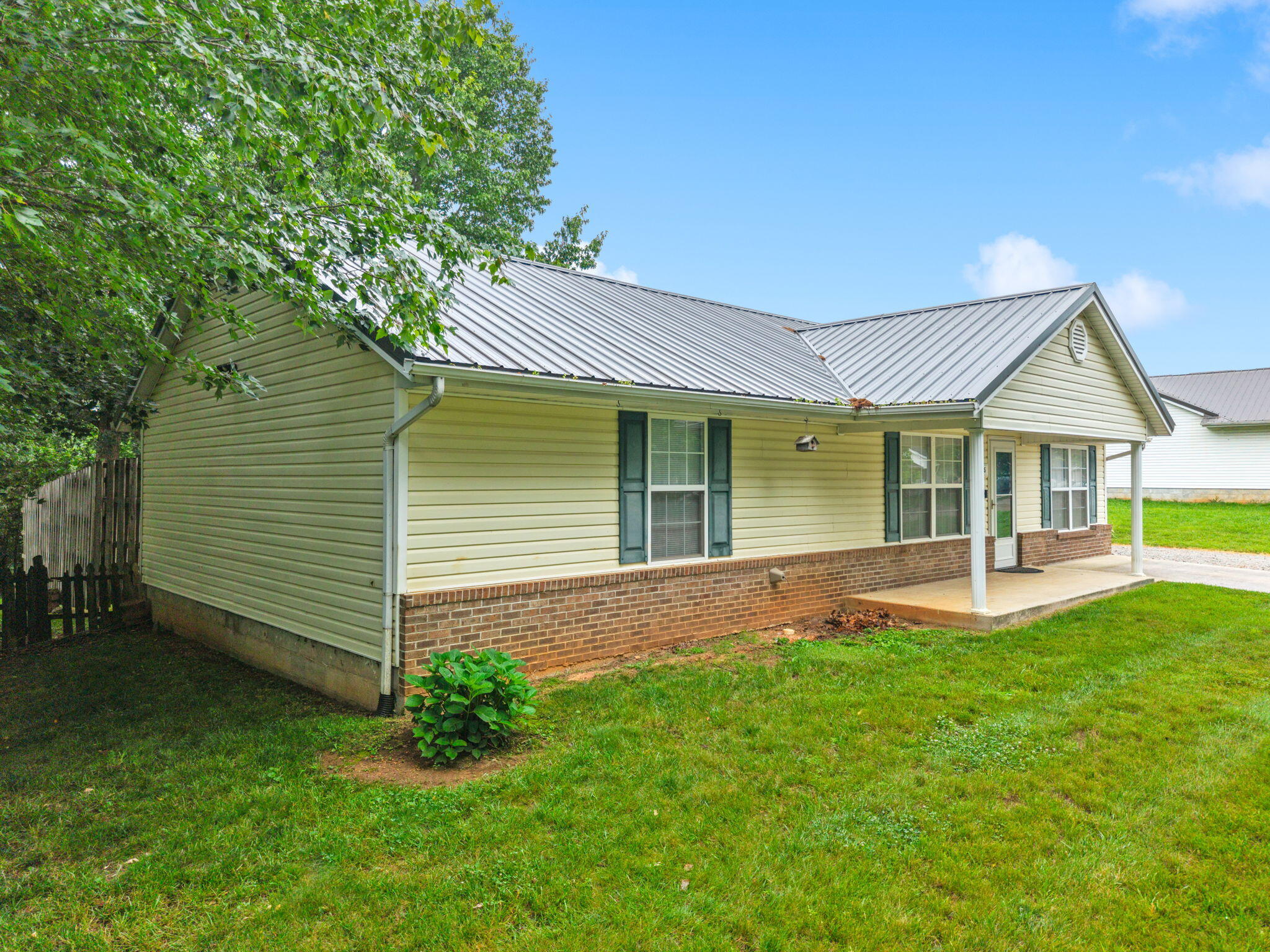 85 Falcon View Trail Property Photo 5