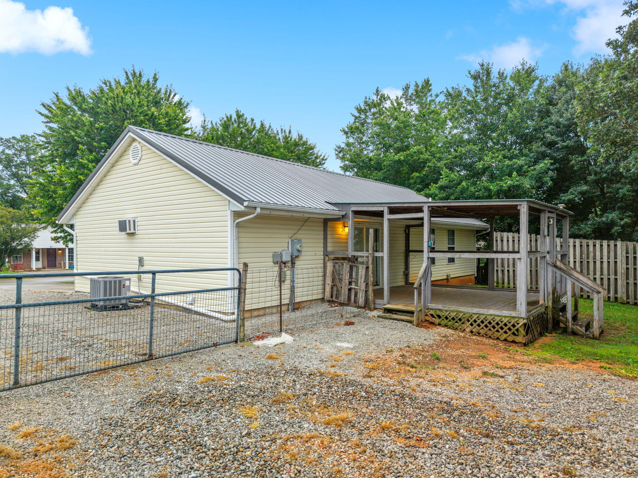 85 Falcon View Trail Property Photo 7
