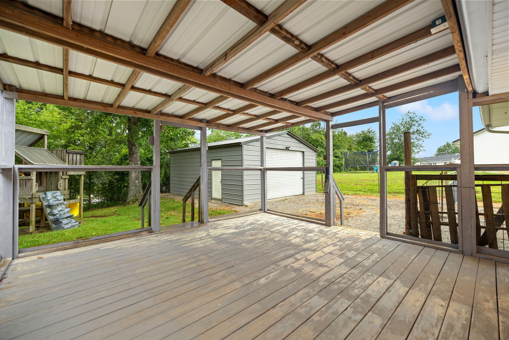 85 Falcon View Trail Property Photo 37